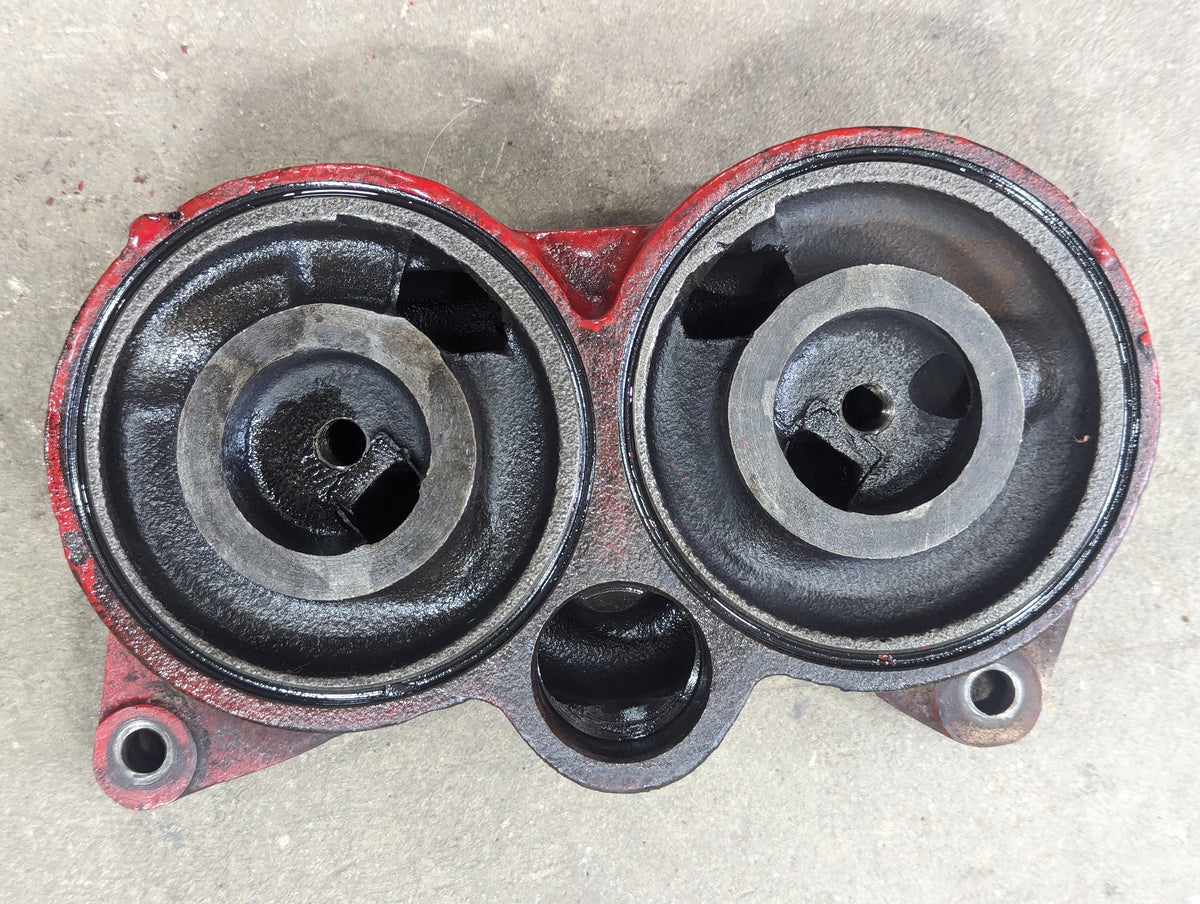 Oil Filter Base IH International 332390R1 607266C11 USED