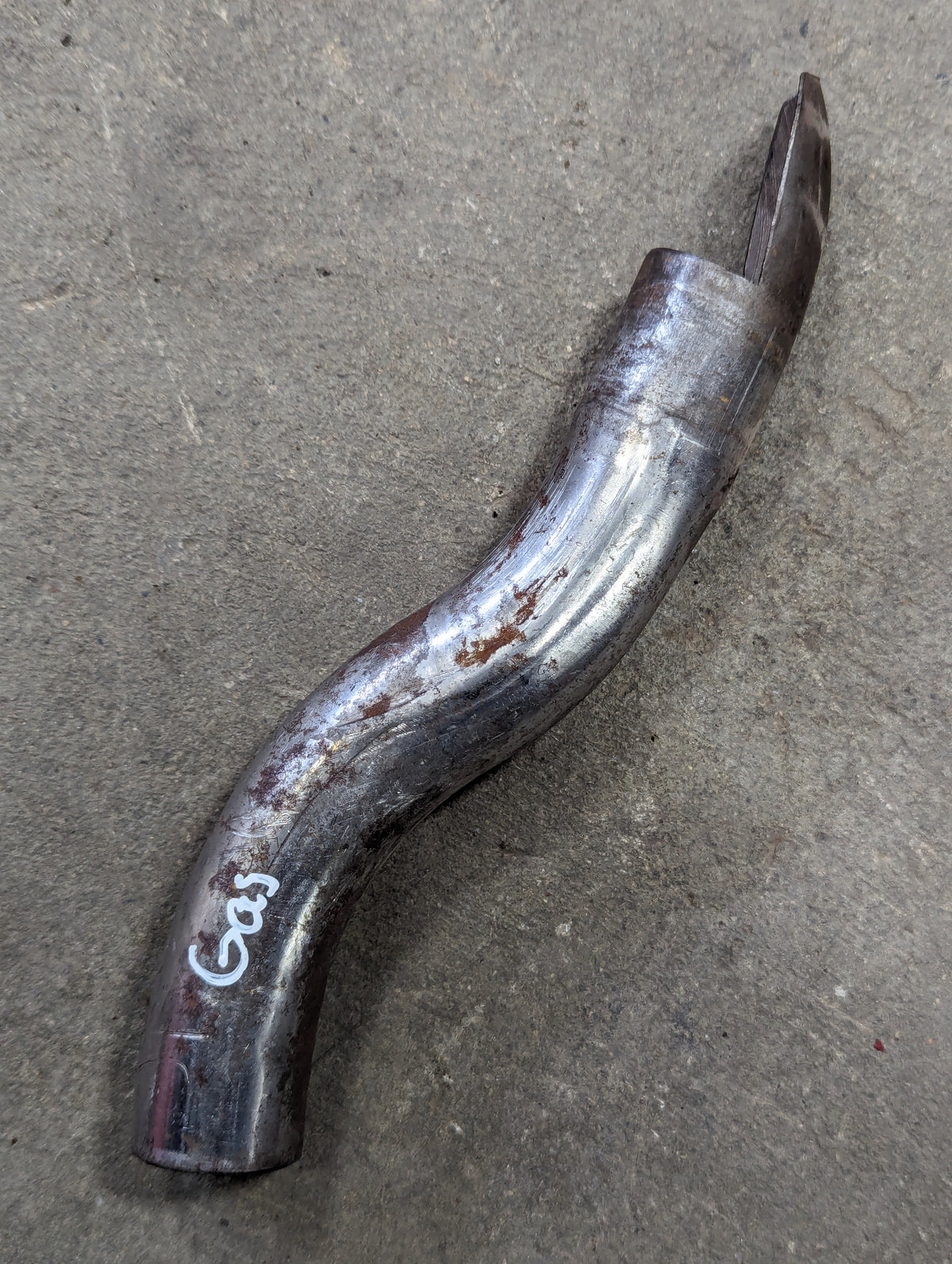 Oil Filler Tube IH International 381418R1 USED