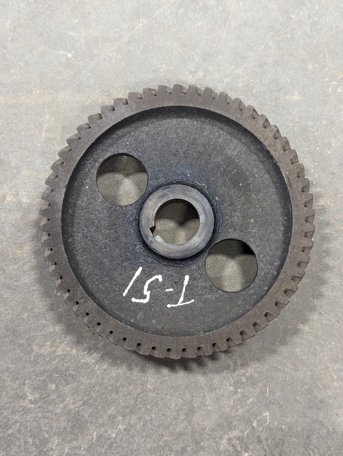 Camshaft Gear IH International 367240R1 312500R1 USED