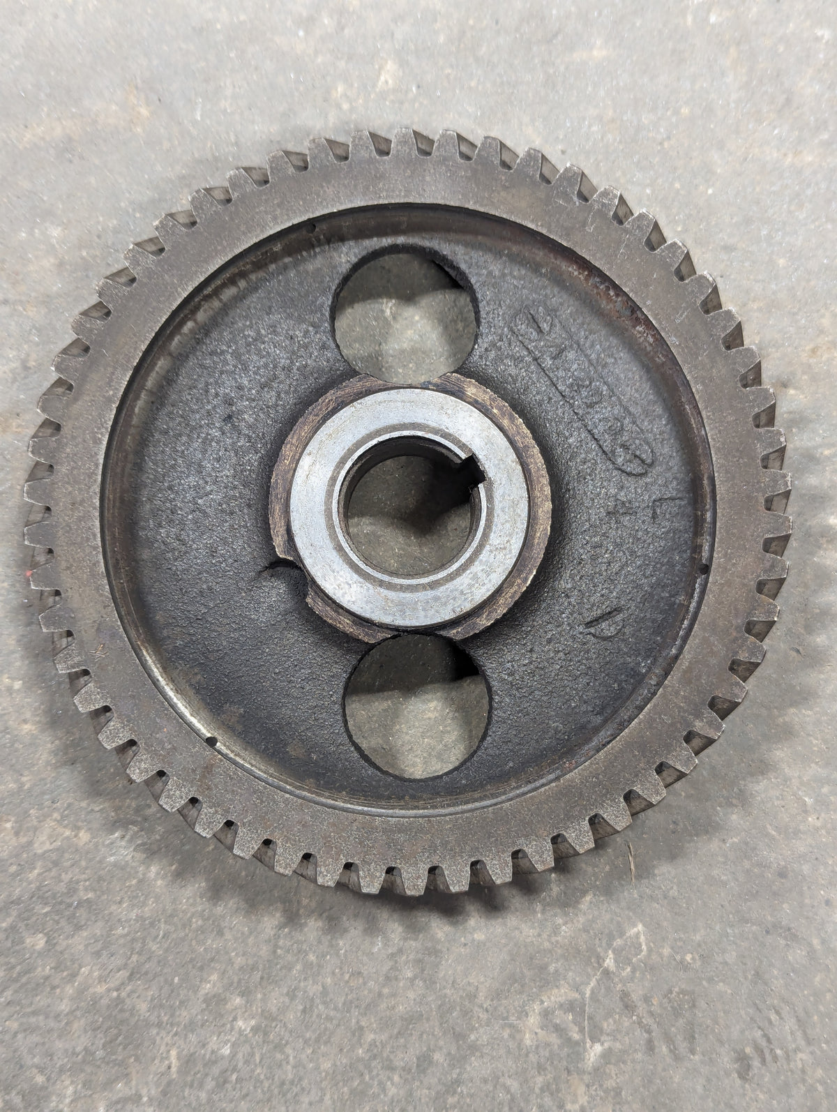 Camshaft Gear IH International 367240R1 312500R1 USED