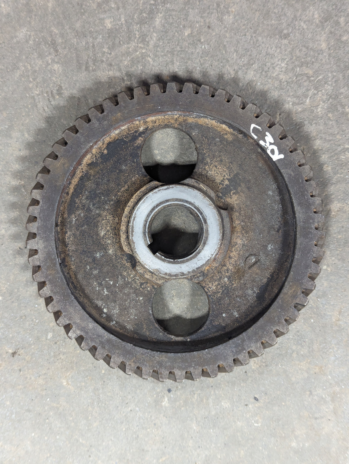 Camshaft Gear IH International 367240R1 312500R1 USED