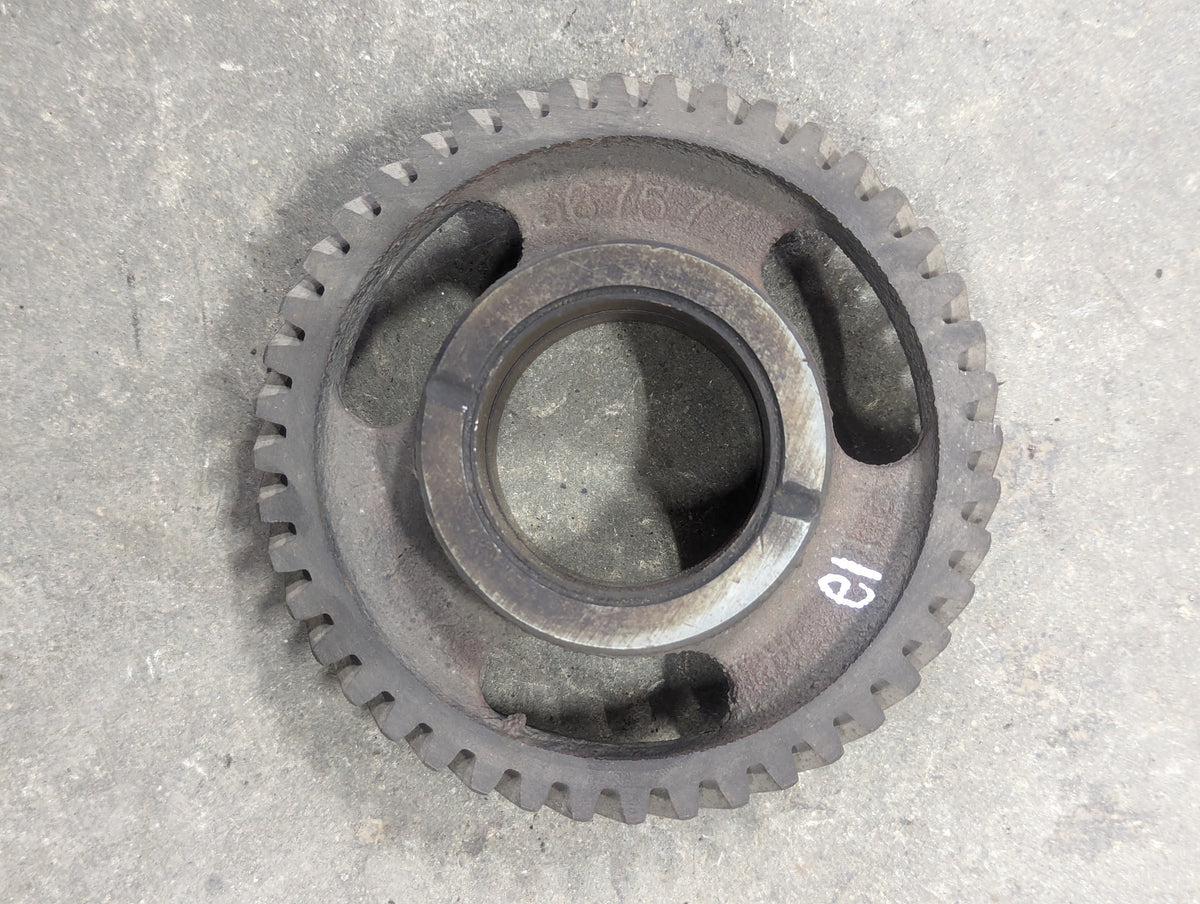 Idler Gear & Hub IH International 367577R1 530973R1 USED