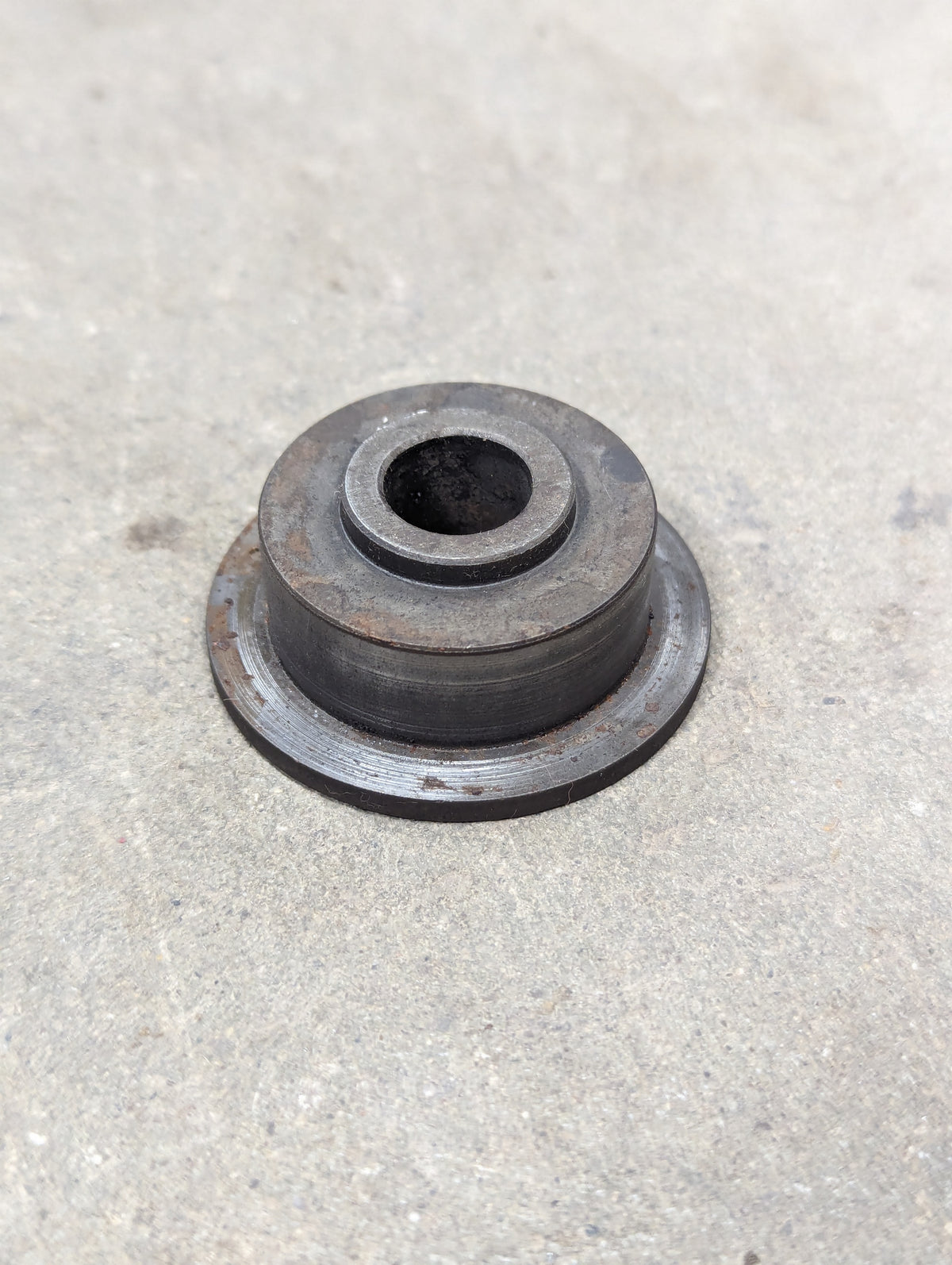Idler Gear Hub IH International 398036R1 USED