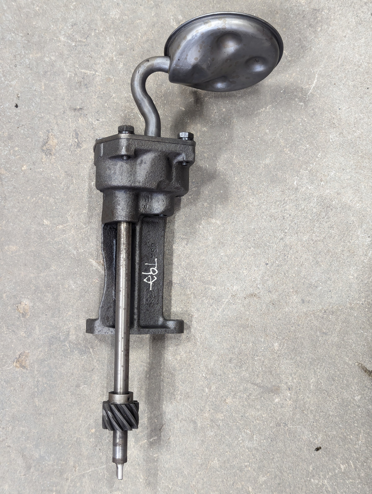 Oil Pump IH International 308366R91 379138R91 USED