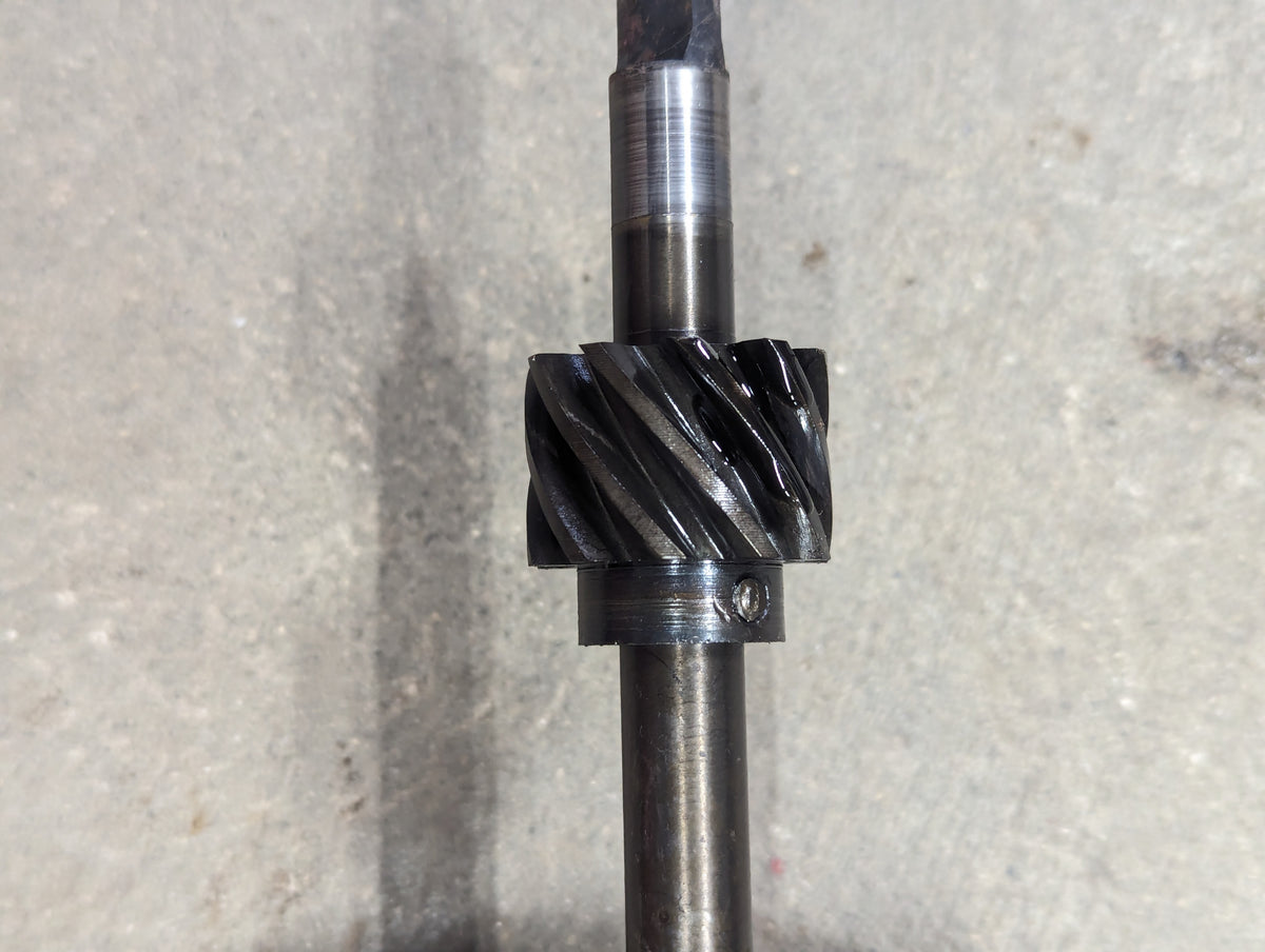 Oil Pump IH International 230421R91 USED