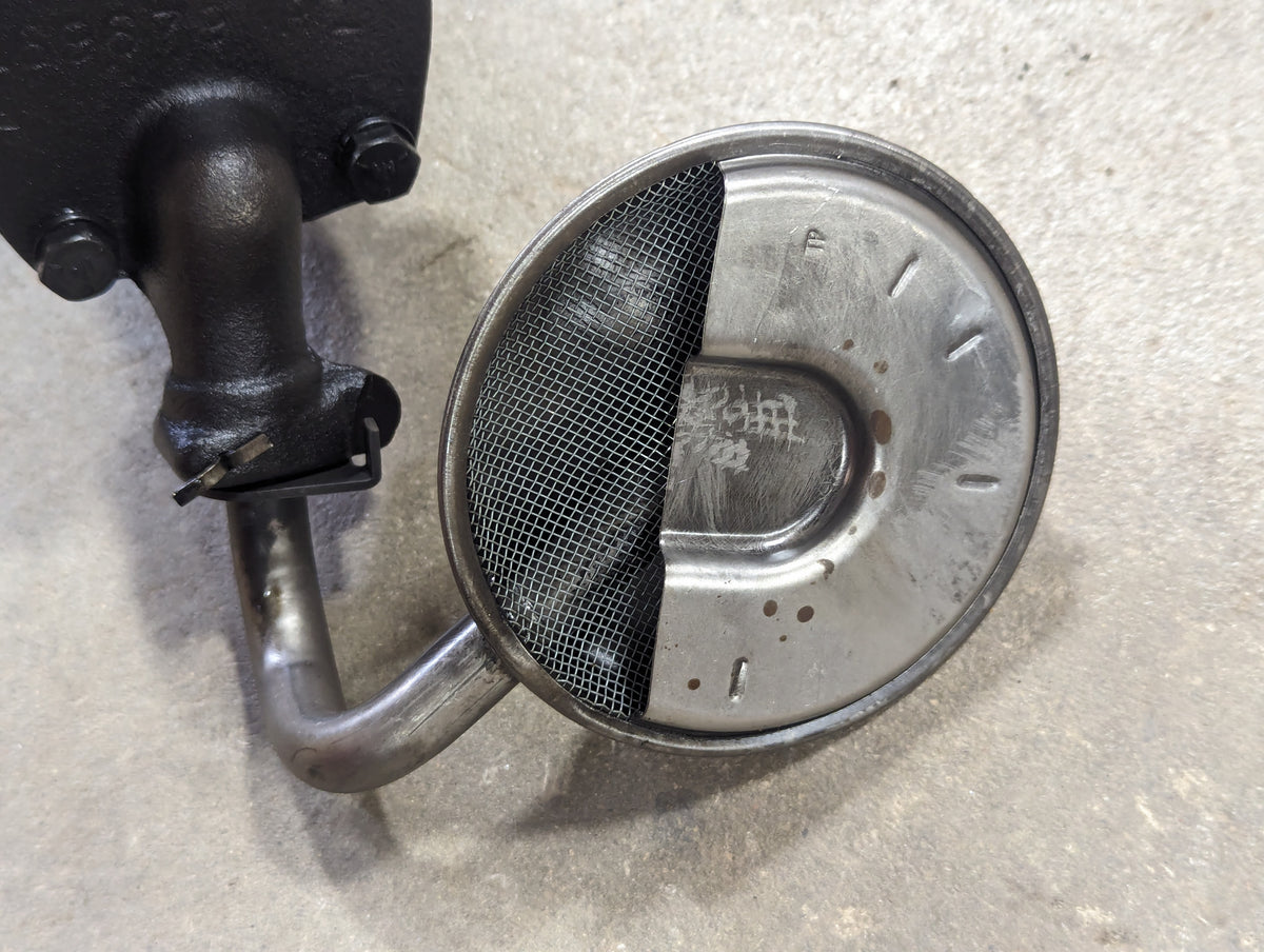 Oil Pump IH International 230421R91 USED