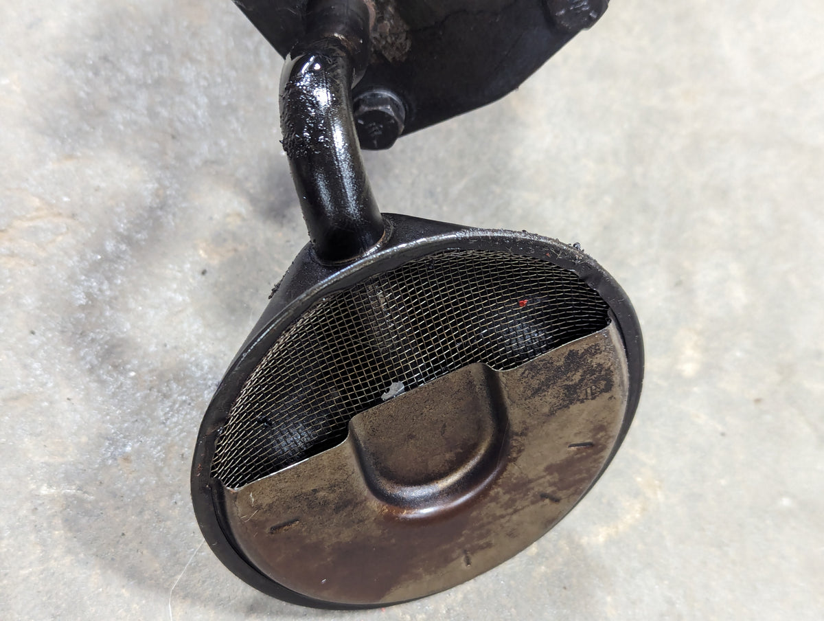 Oil Pump IH International 308366R91 379138R91 USED