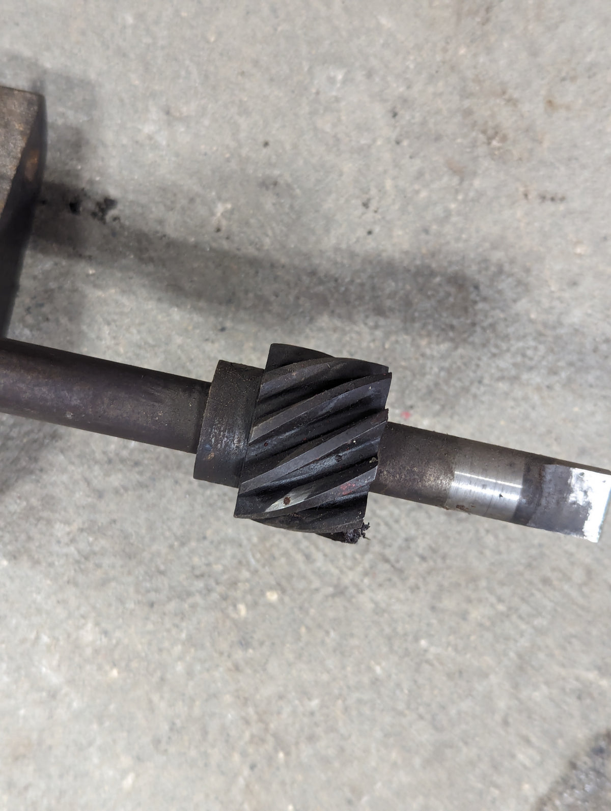 Oil Pump IH International 308366R91 379138R91 USED