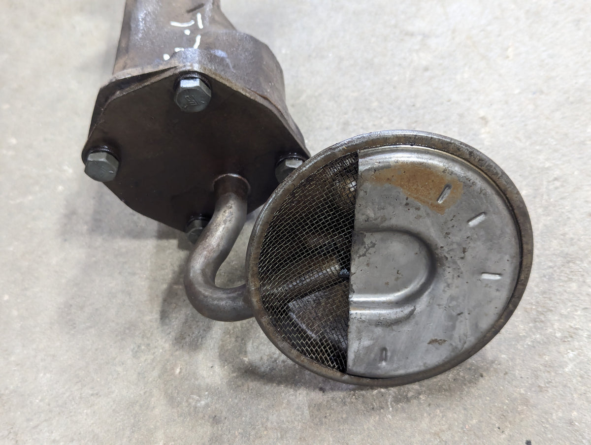 Oil Pump IH International 308366R91 379138R91 USED