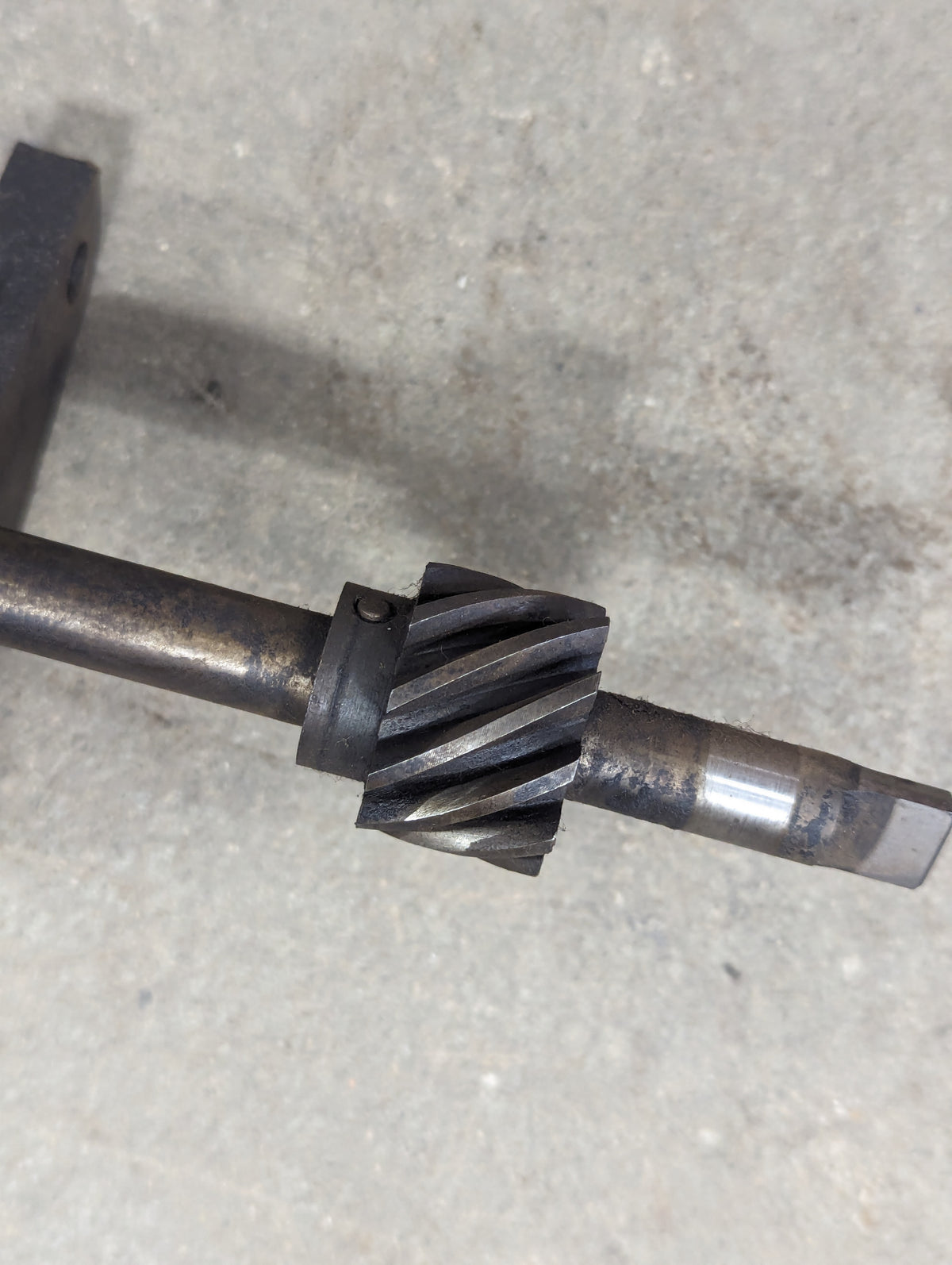 Oil Pump IH International 230421R91 USED