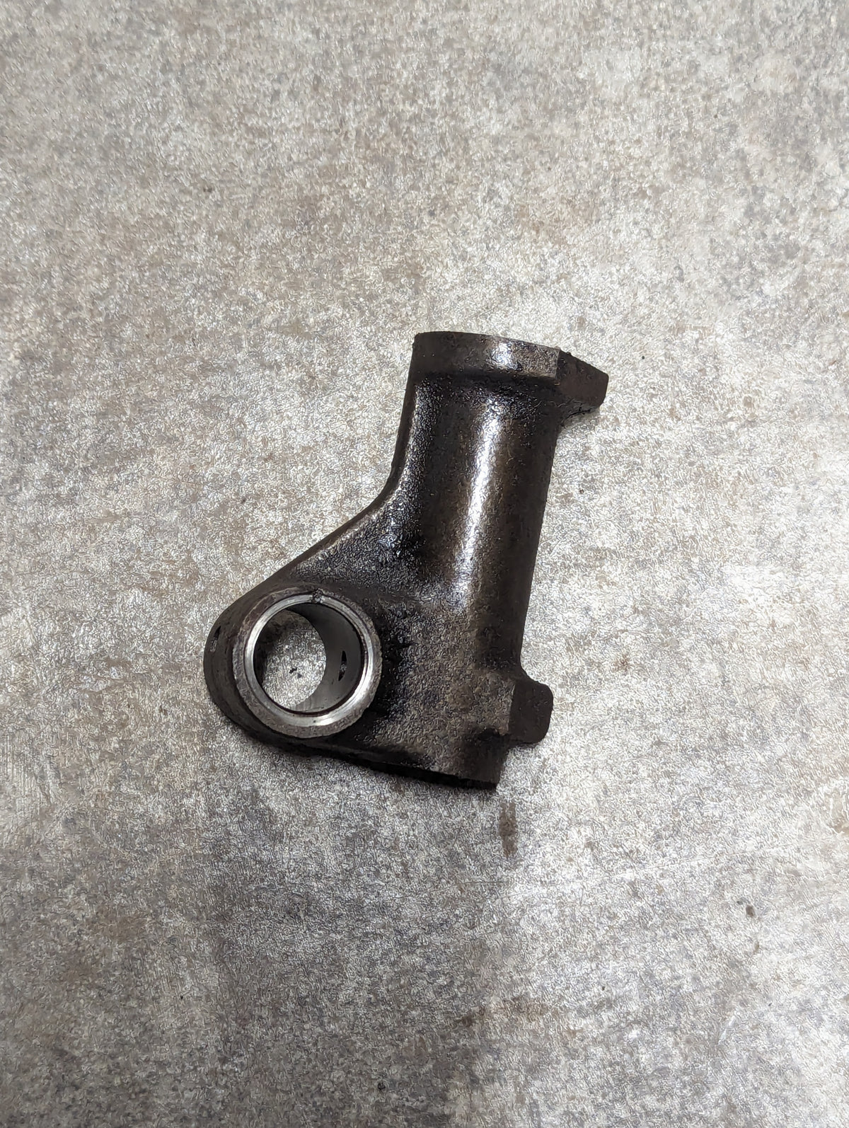 Rocker Arm Bracket IH International 164425R1 USED
