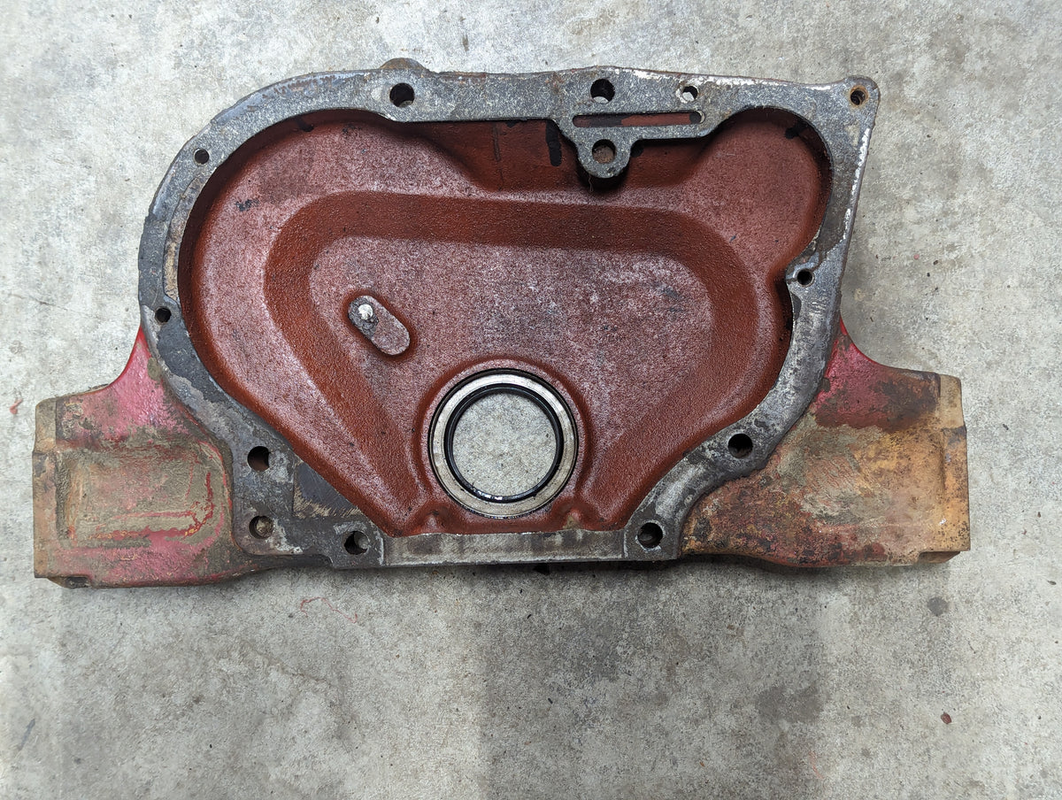 Crankcase Front Cover IH International 384488R31 388305R1 USED
