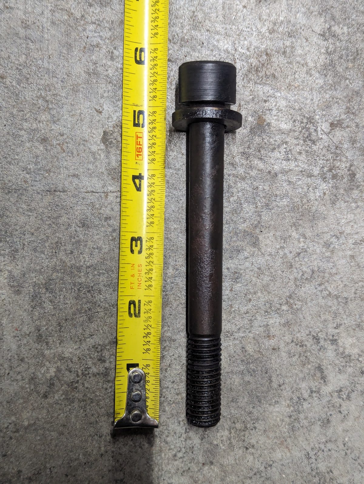 Cylinder Head Bolt IH International 601781C1 USED