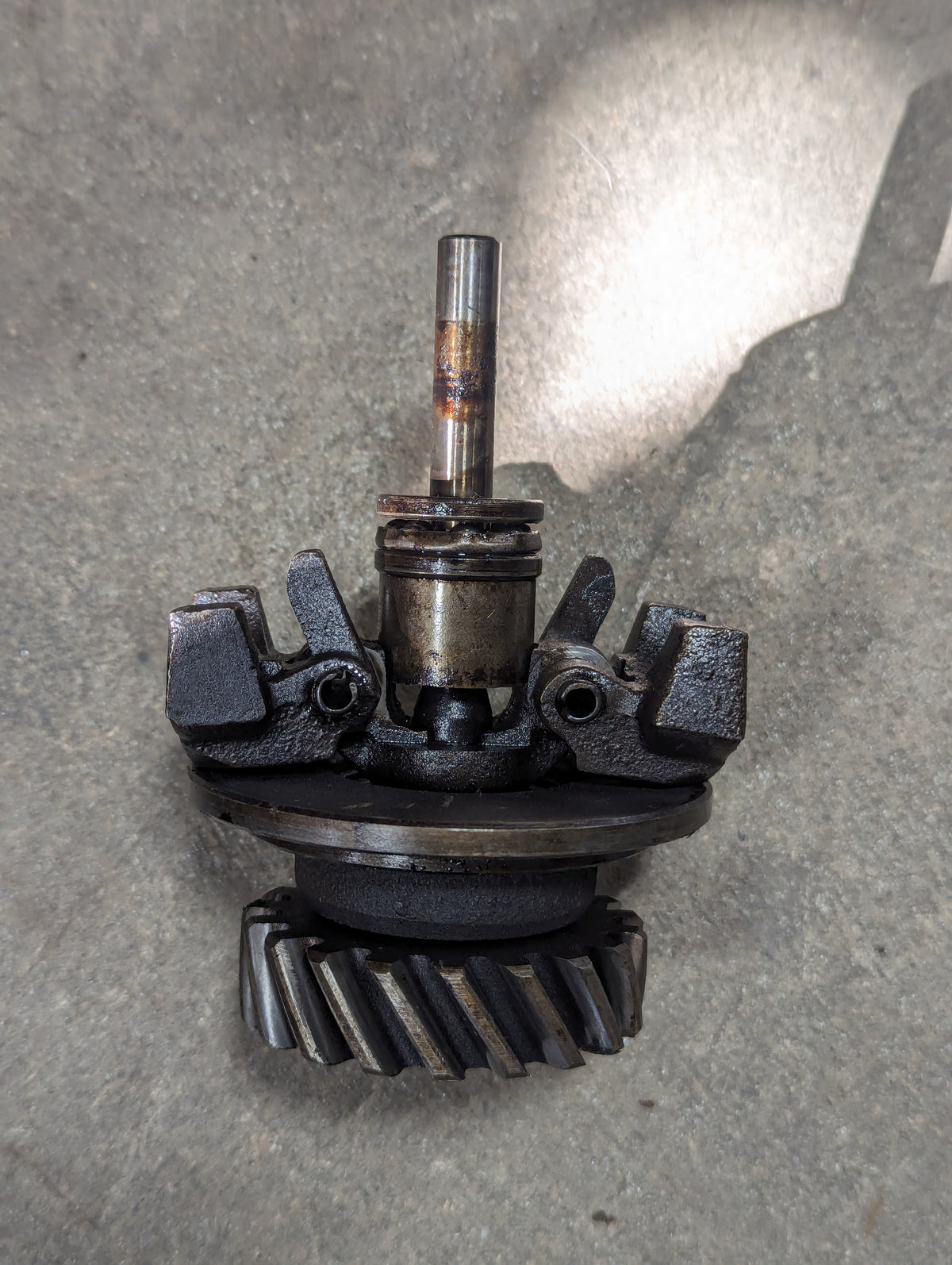 Governor IH International 372708R93 USED