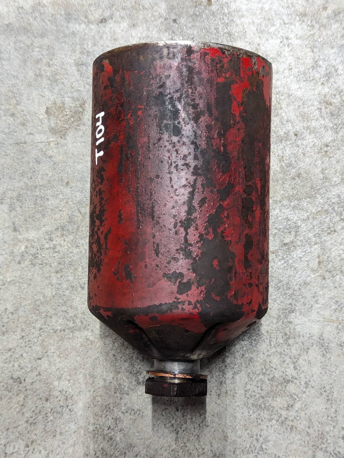 Engine Oil Filter Can IH International 384529R1 USED