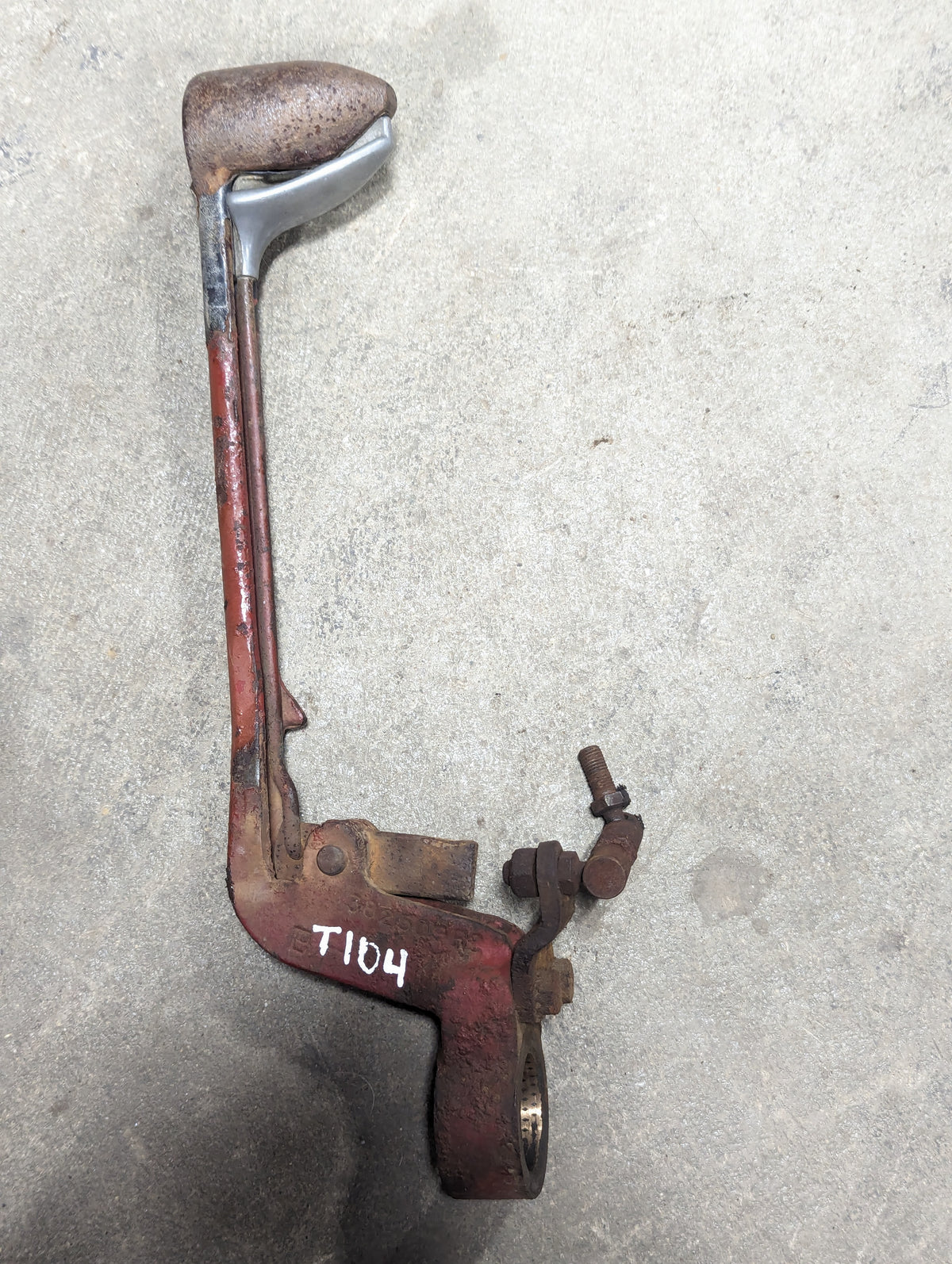 Range Gear Shift Handle IH International 382509R31 USED