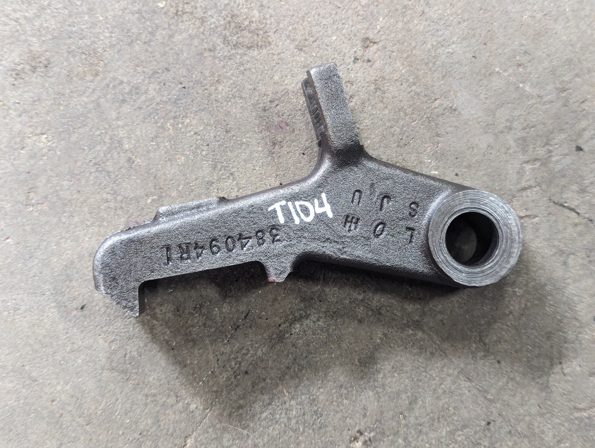 Park Lock Lever IH International 139141C1 384094R2 USED