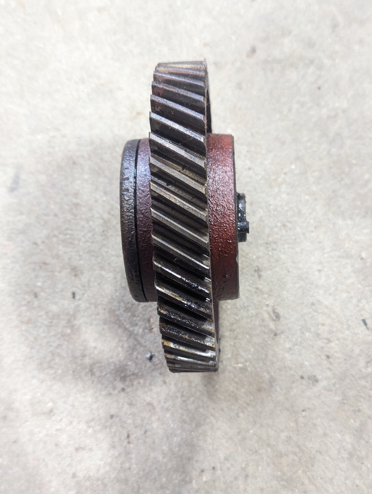 Idler Gear & Hub IH International 367577R1 530973R1 USED