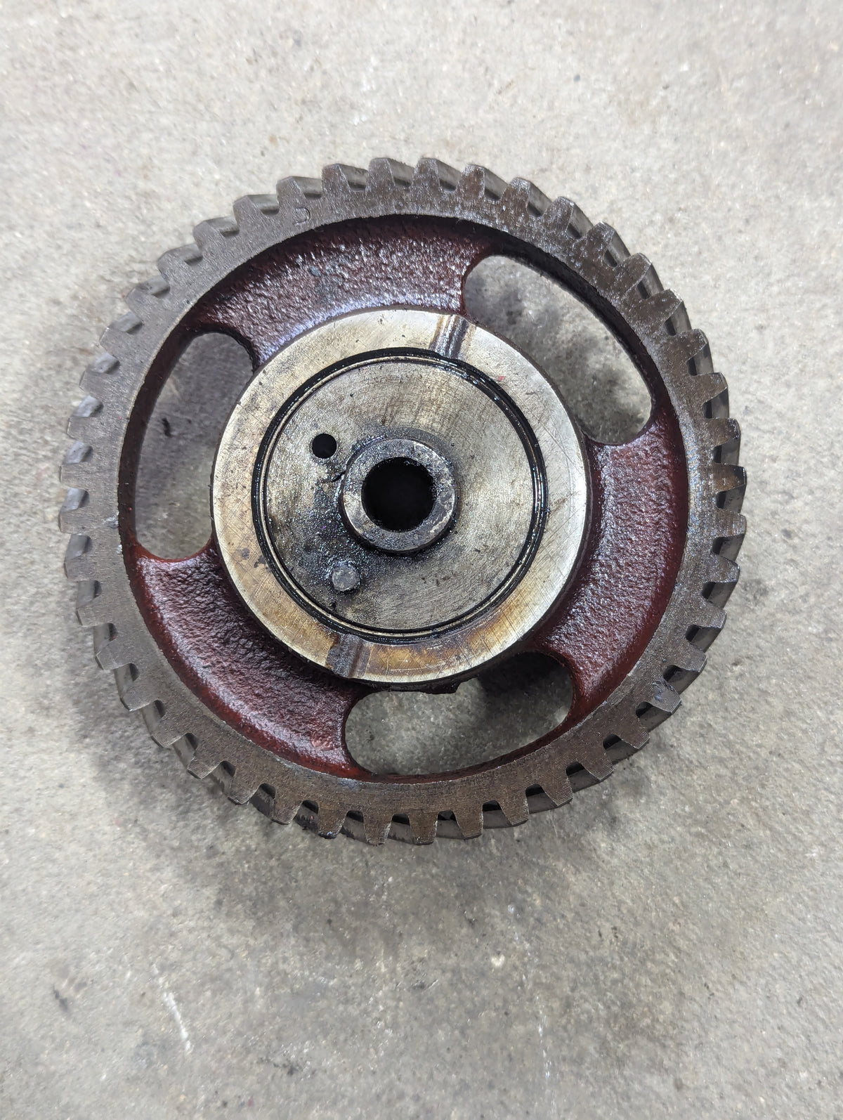 Idler Gear & Hub IH International 367577R1 530973R1 USED