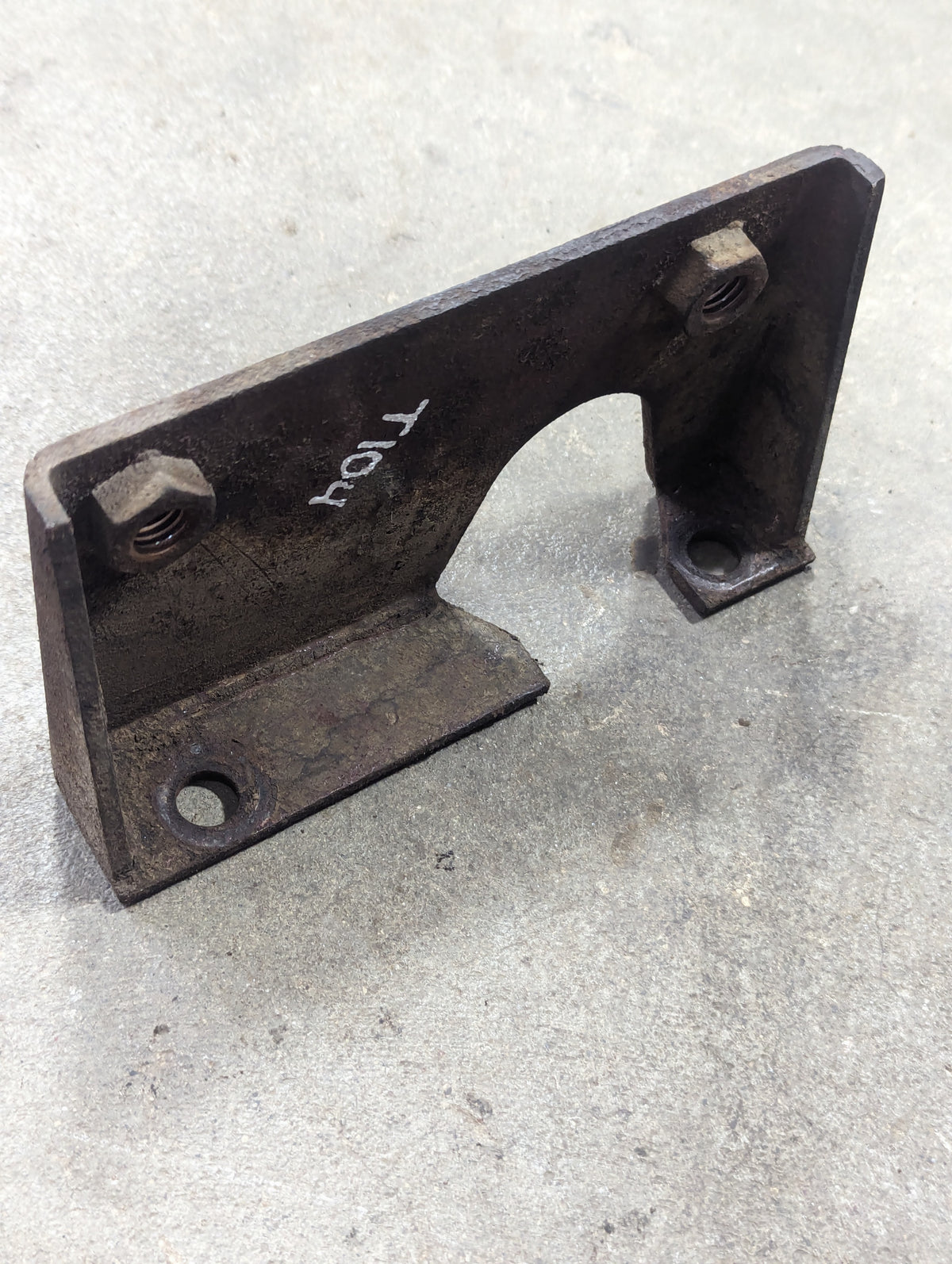 Lower Right Fuel Tank Support IH International 382118R11 USED