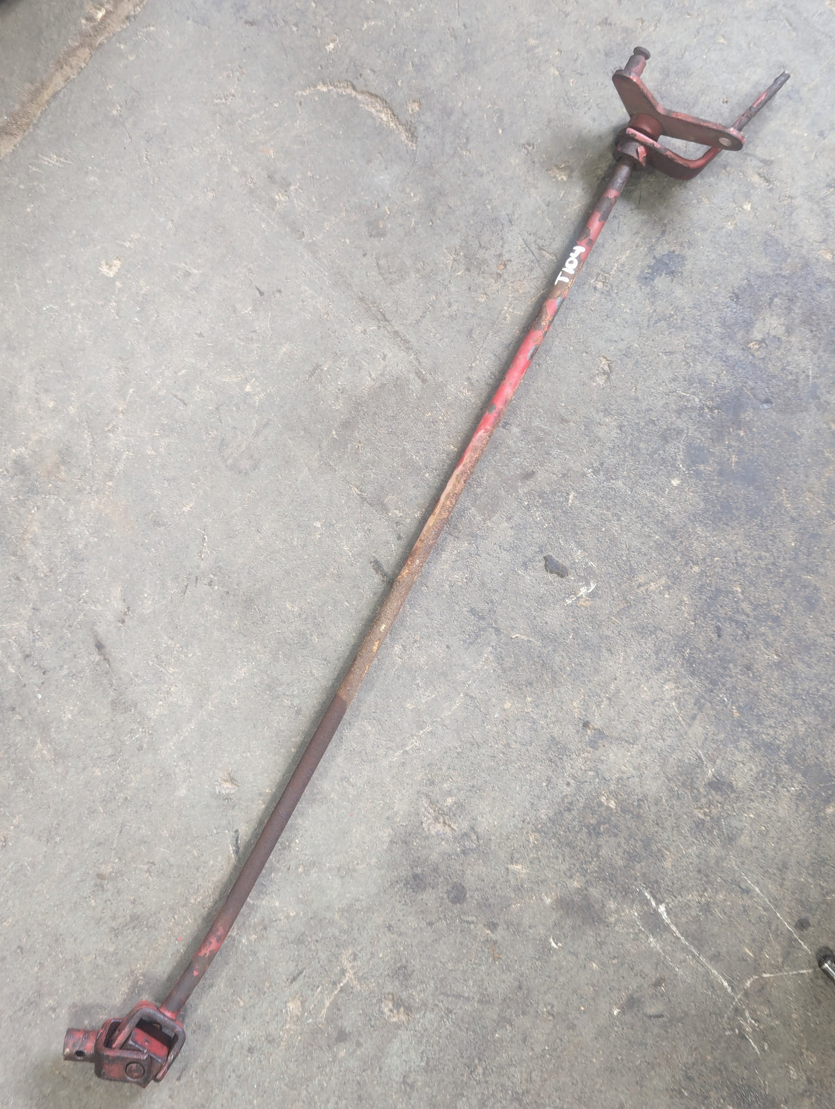 Governor Control Shaft IH International 382694R11 USED