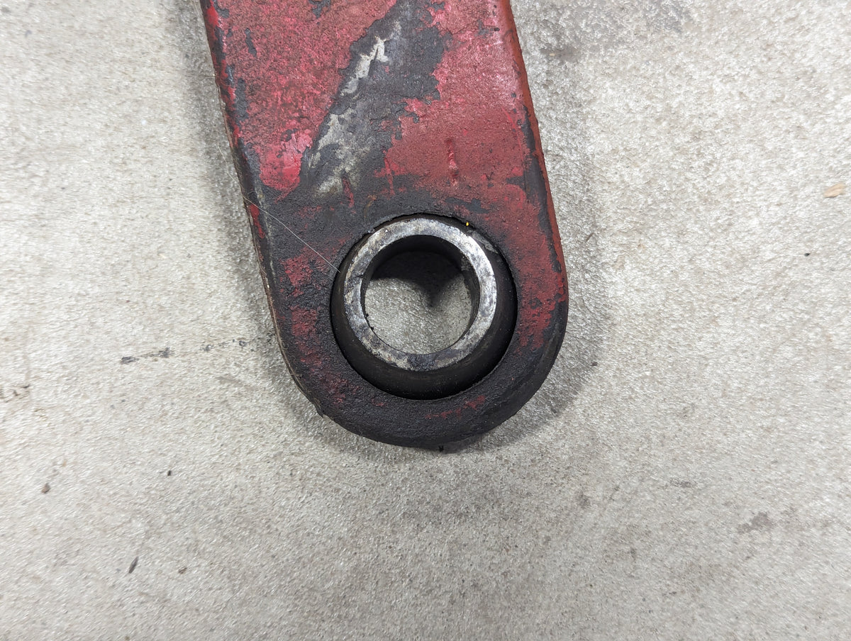 Cat 2 Right Lower Link Hitch Arm IH International 398252R92 398372R11 USED