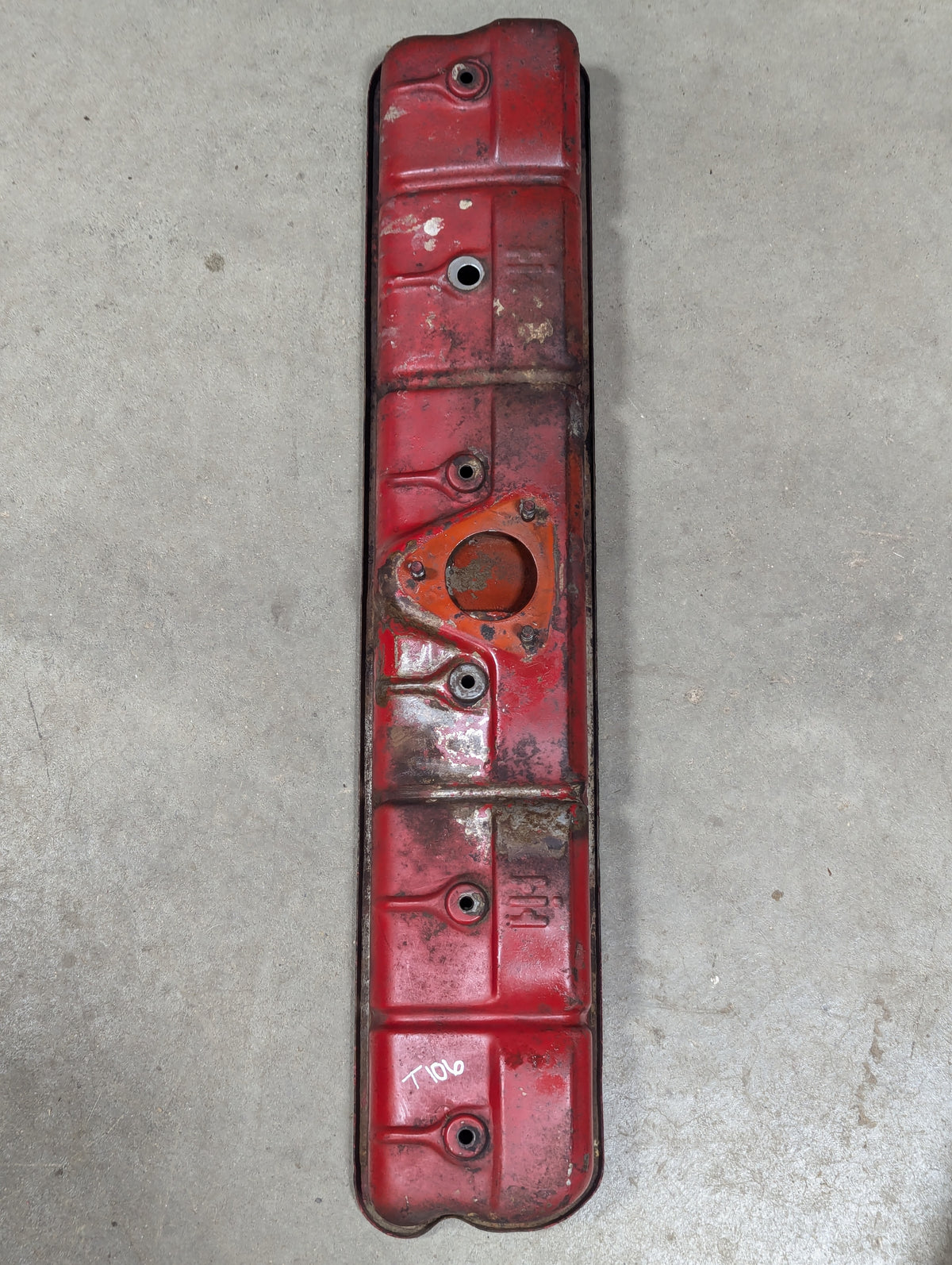 Valve Cover IH International 690339C3 USED