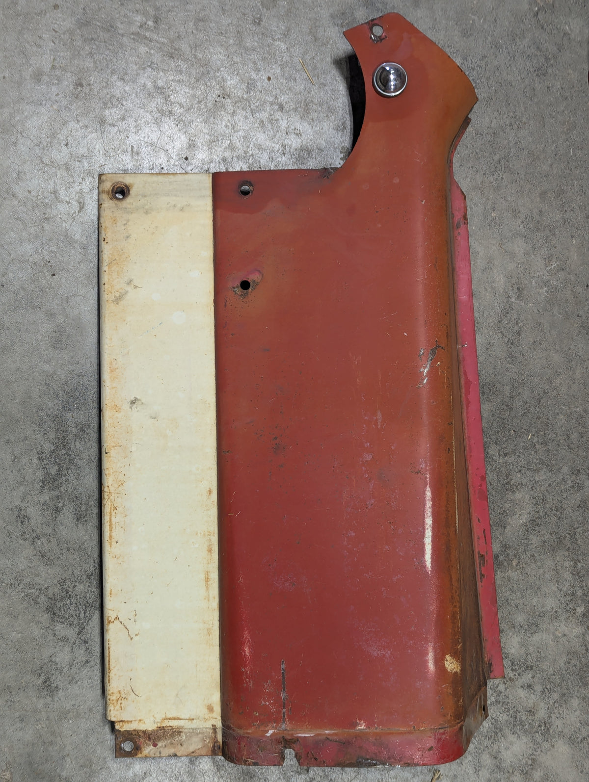 Right Rear Hood IH International 531046R1 USED