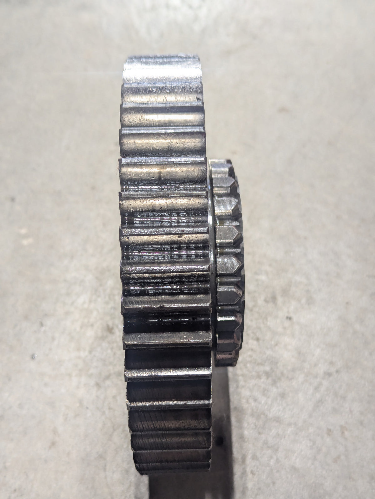 Hi-Lo Driven Gear IH International 528683R11 USED