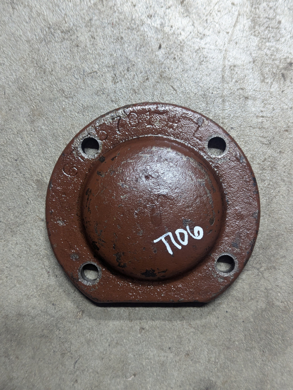 Driven Shaft Bearing Retainer IH International 67757C1 USED