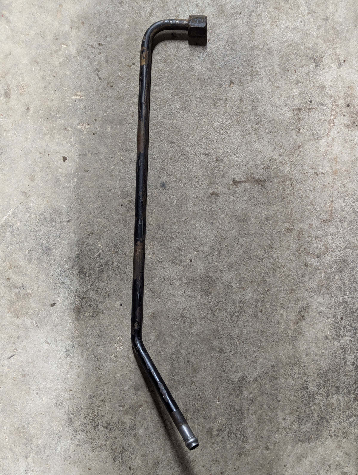 Flow Divider to Oil Cooler Tube IH International 149050C1 USED