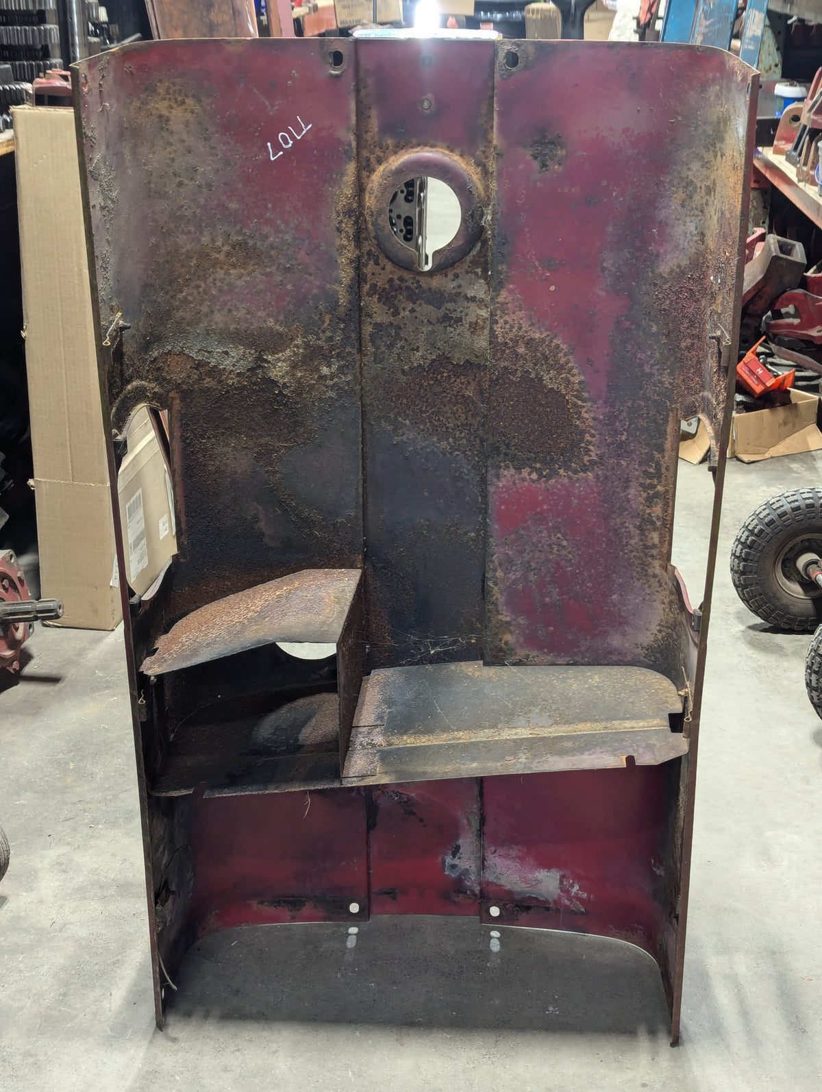 Front Hood IH International 384286R12 USED