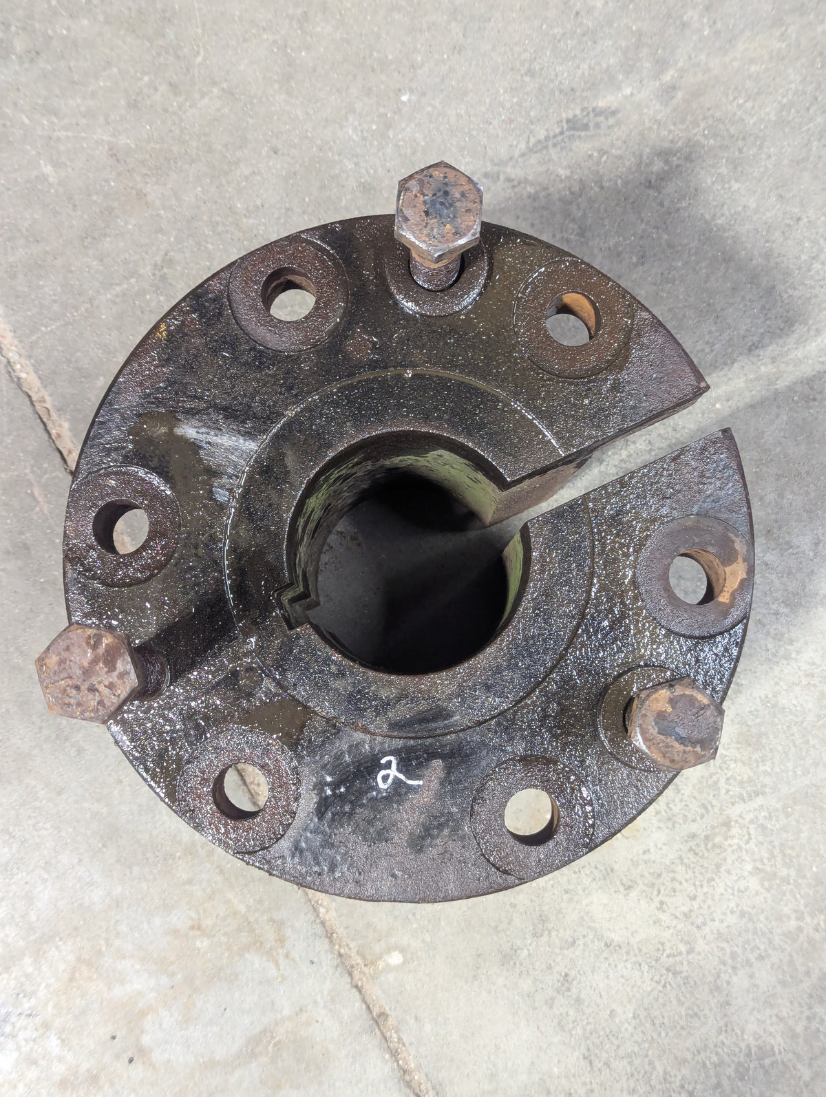 Rear Wheel Hub IH International 1334322C1 USED