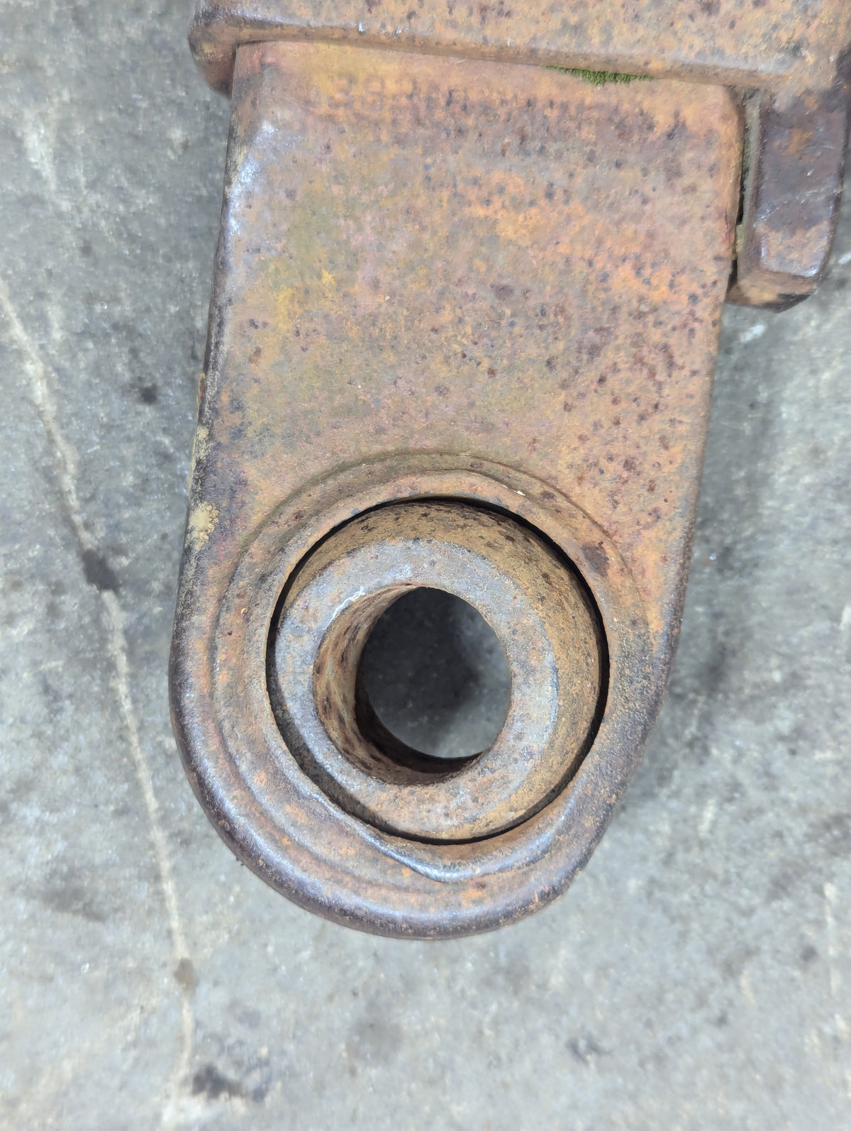 Cat 2 Left Lower Link Hitch Arm IH International 382180R91 382189R11 USED