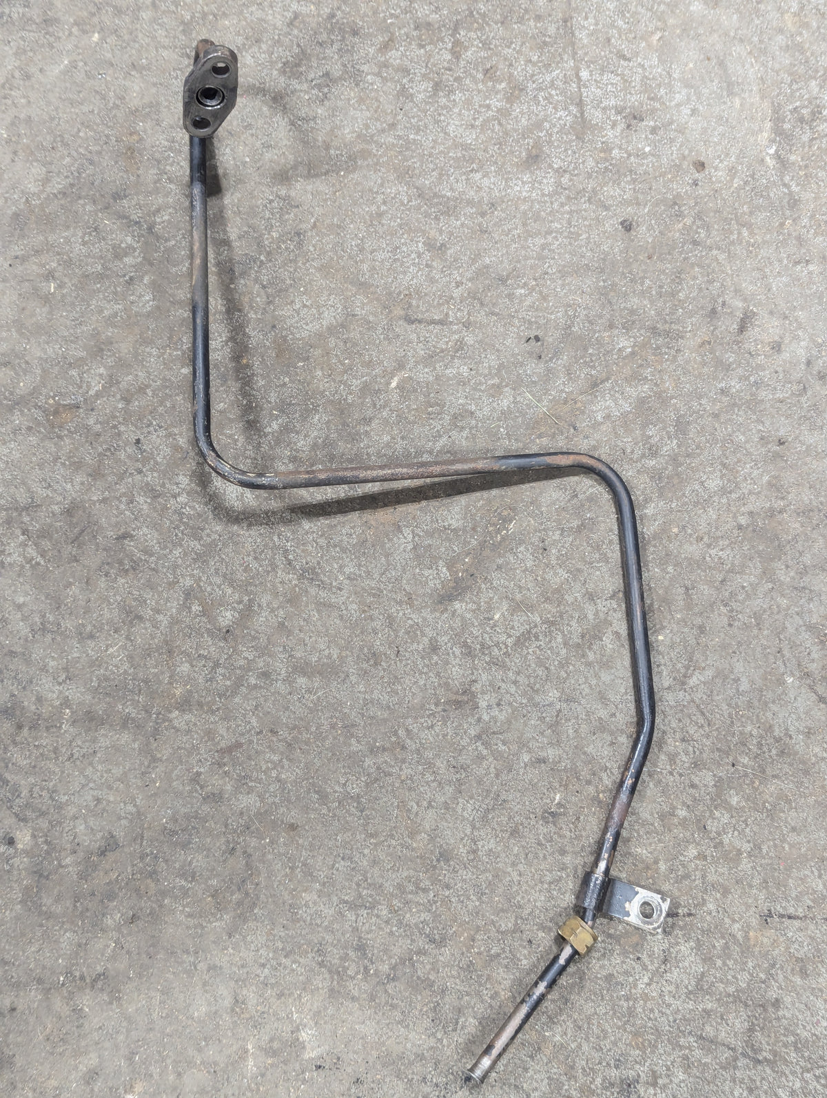 Turbocharger Oil Inlet Tube IH International 691622C92 USED