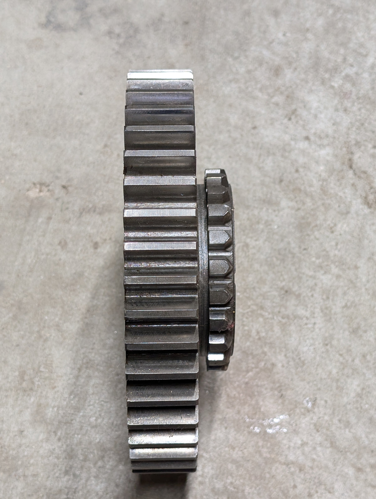 Hi-Lo Driven Gear IH International 380290R21 380290R11 USED