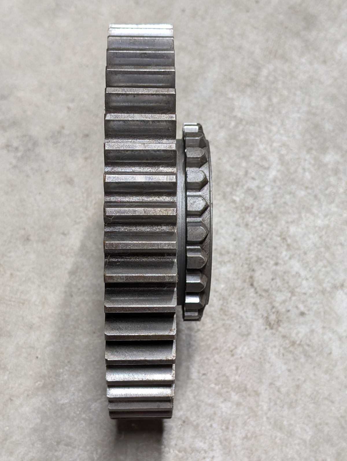 Hi-Lo Driven Gear IH International 380290R21 380290R11 USED