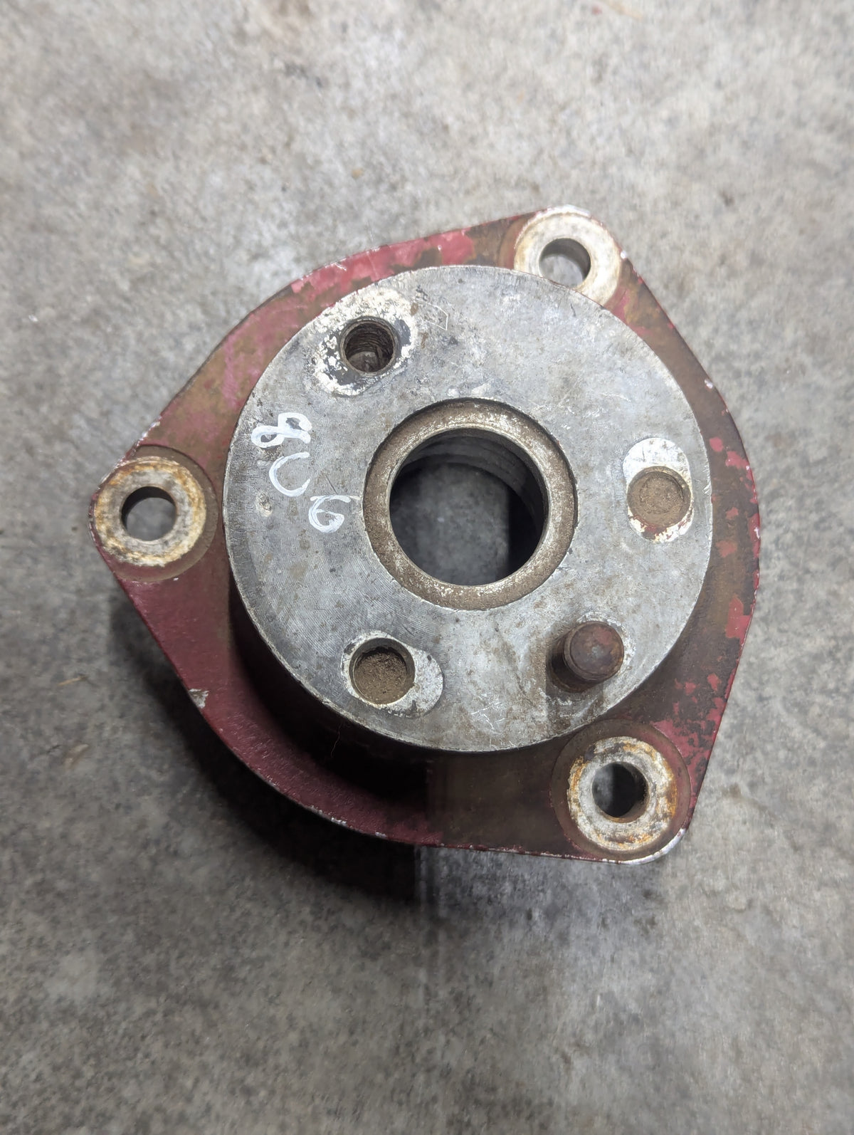 Mounting Adaptor IH International 615152C1 USED