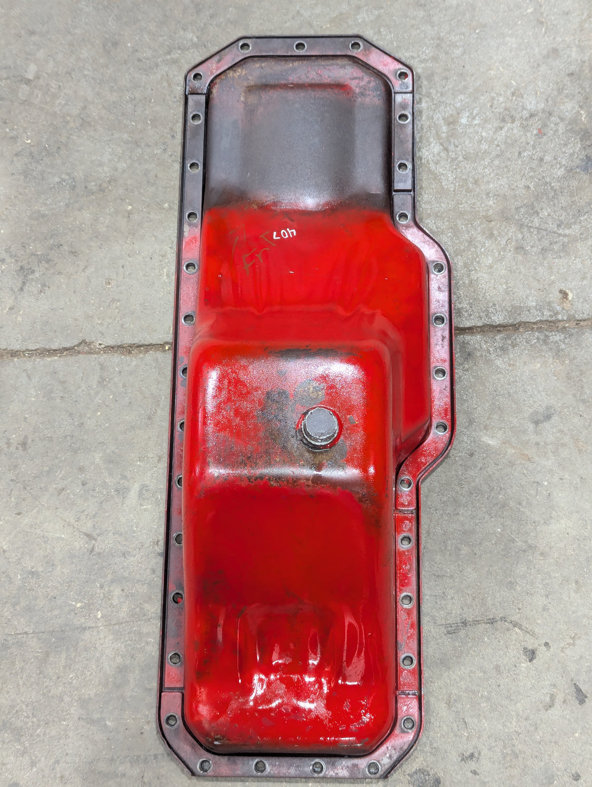 Engine Oil Pan IH International 332065R11 USED