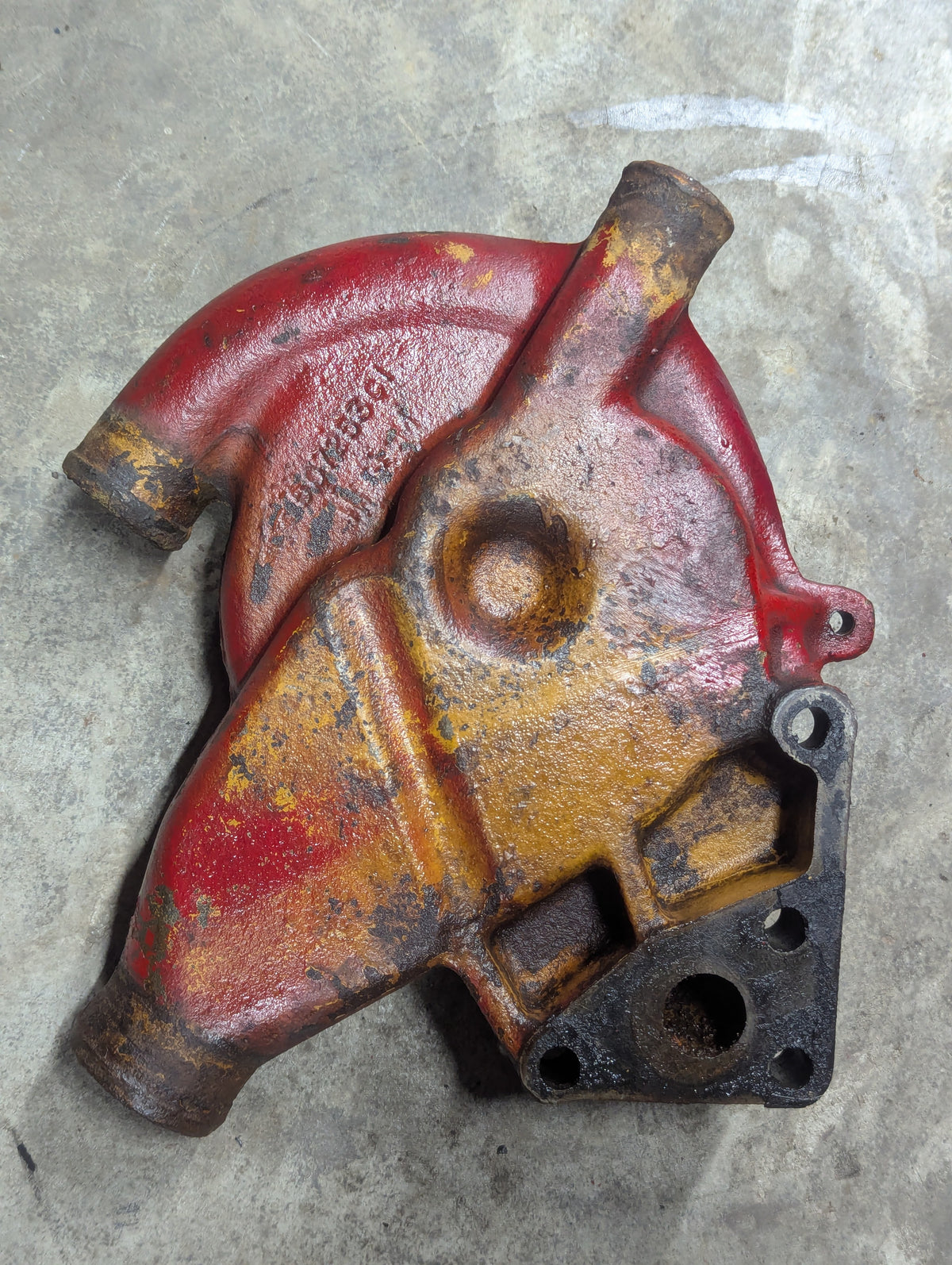 Water Pump Body IH International 607253C11 USED