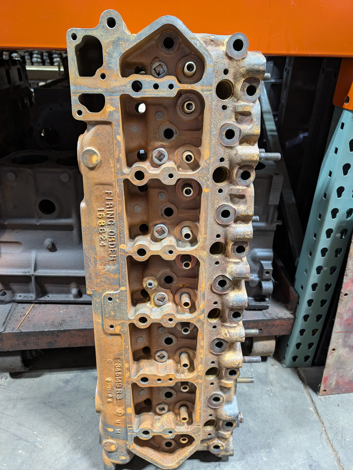 Cylinder Head IH International 345149R1 345149R2 345149R3 USED