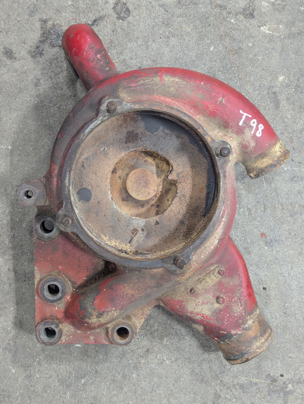 Water Pump Body IH International 332309R1 USED