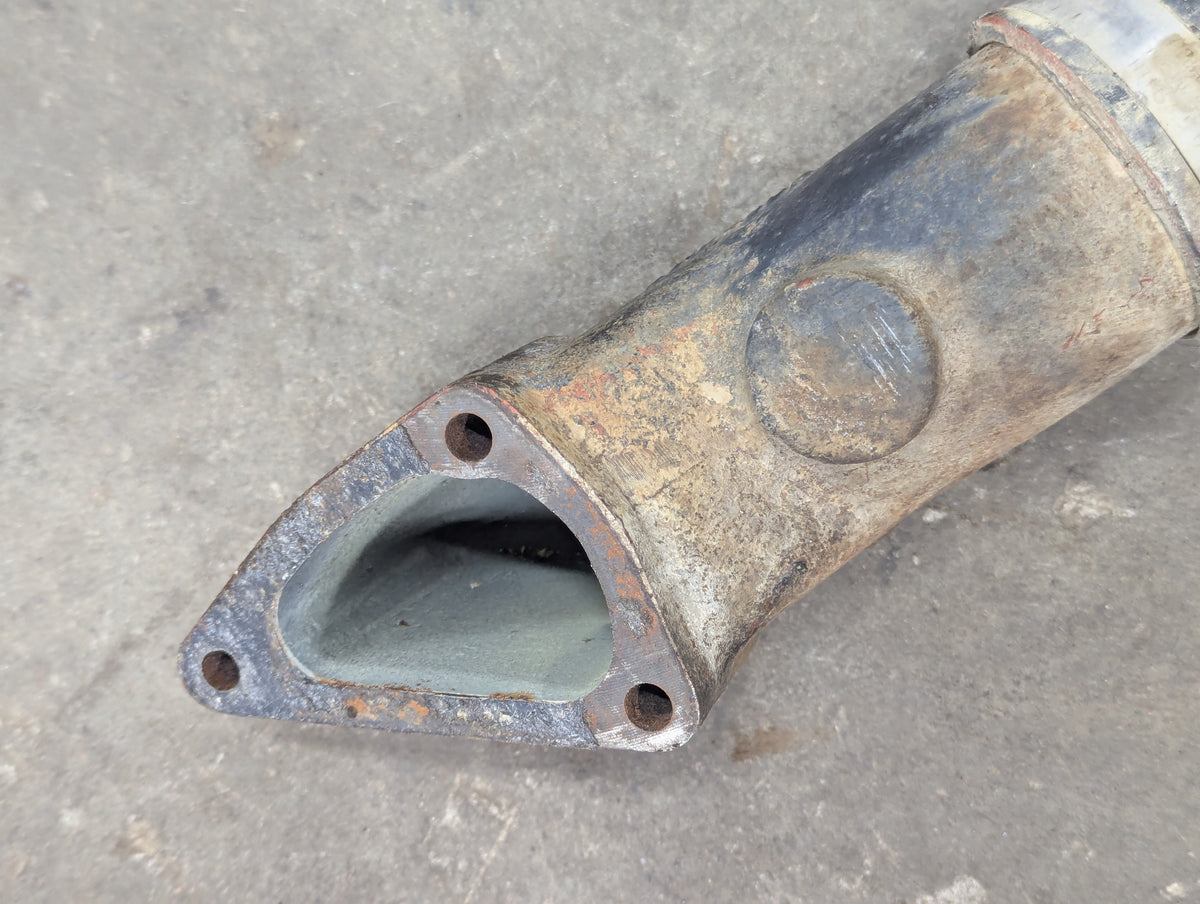 Radiator Outlet Tube & Elbow IH International 651055C2 131416C91 USED