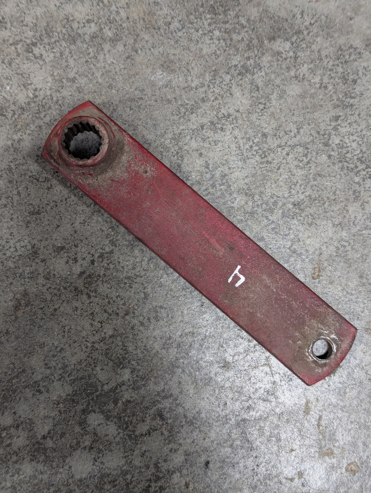 Park Lock Pivot Lever IH International 104882C1 USED