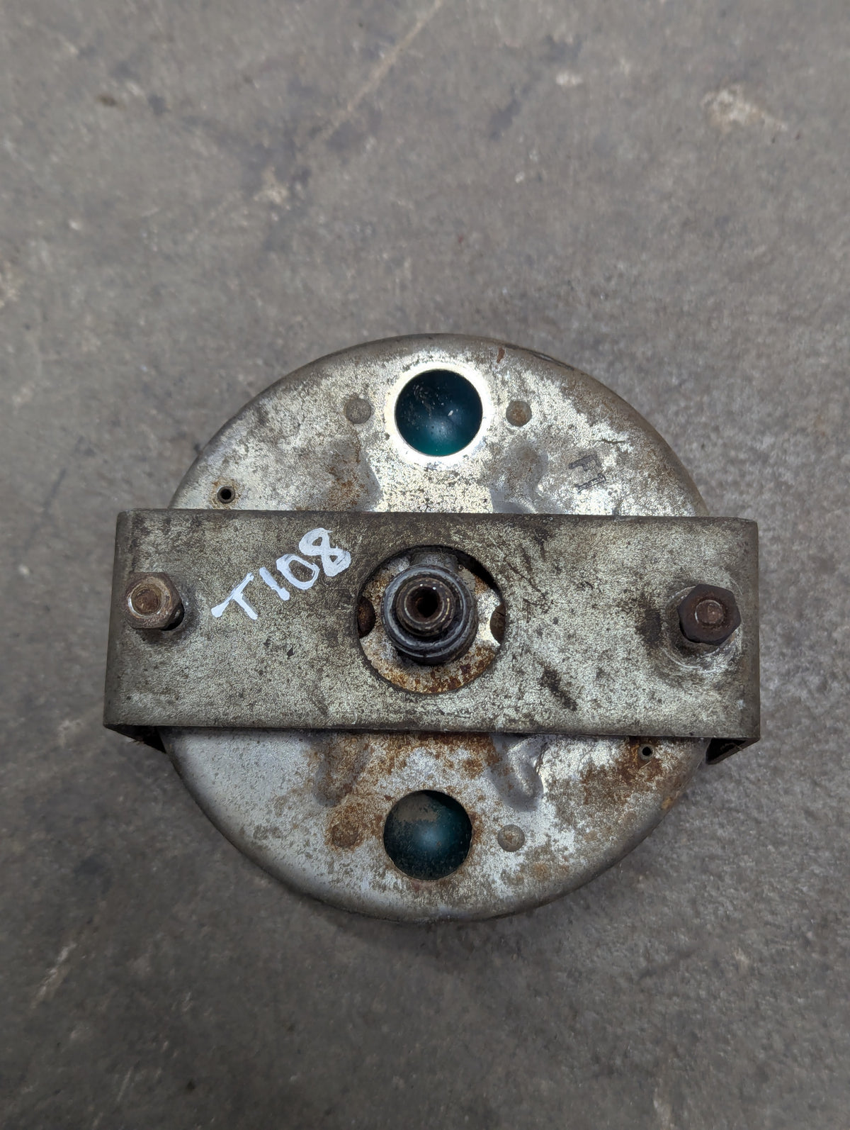 Tachometer IH International 388589R91 USED