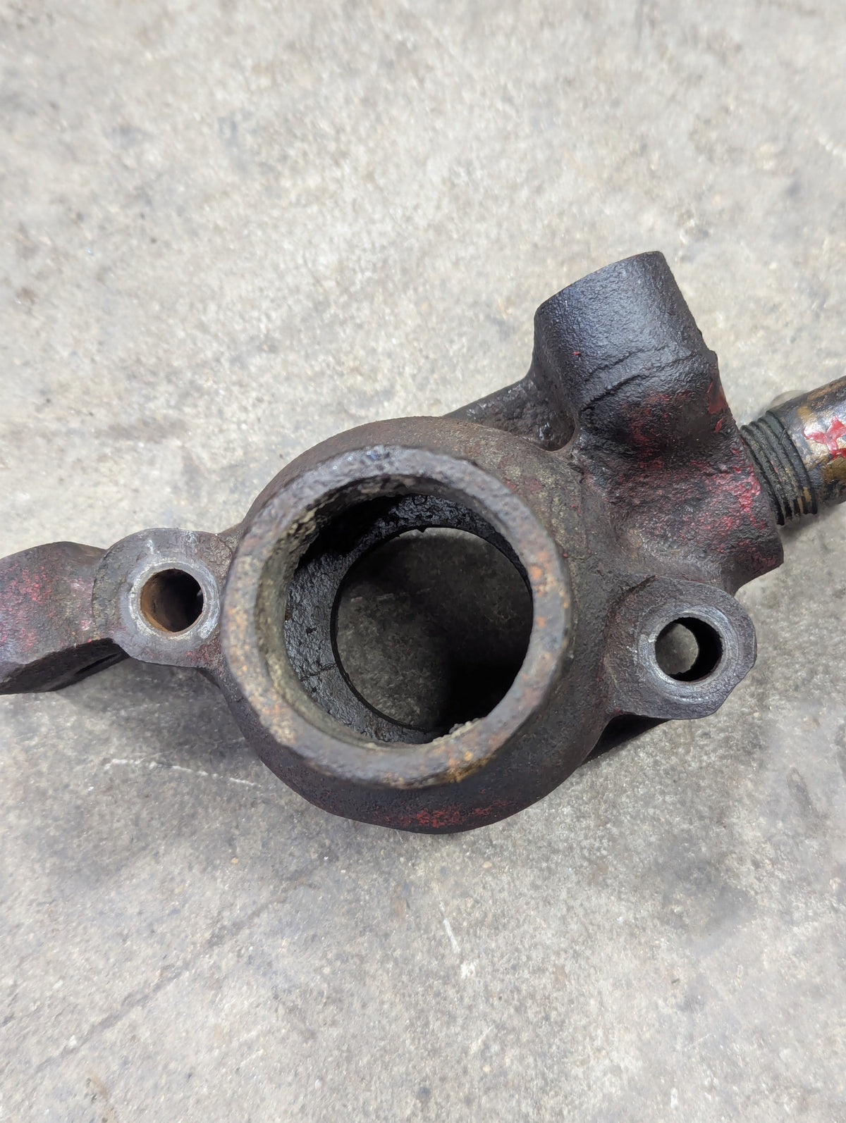 Thermostat Housing IH International 278279R2 USED