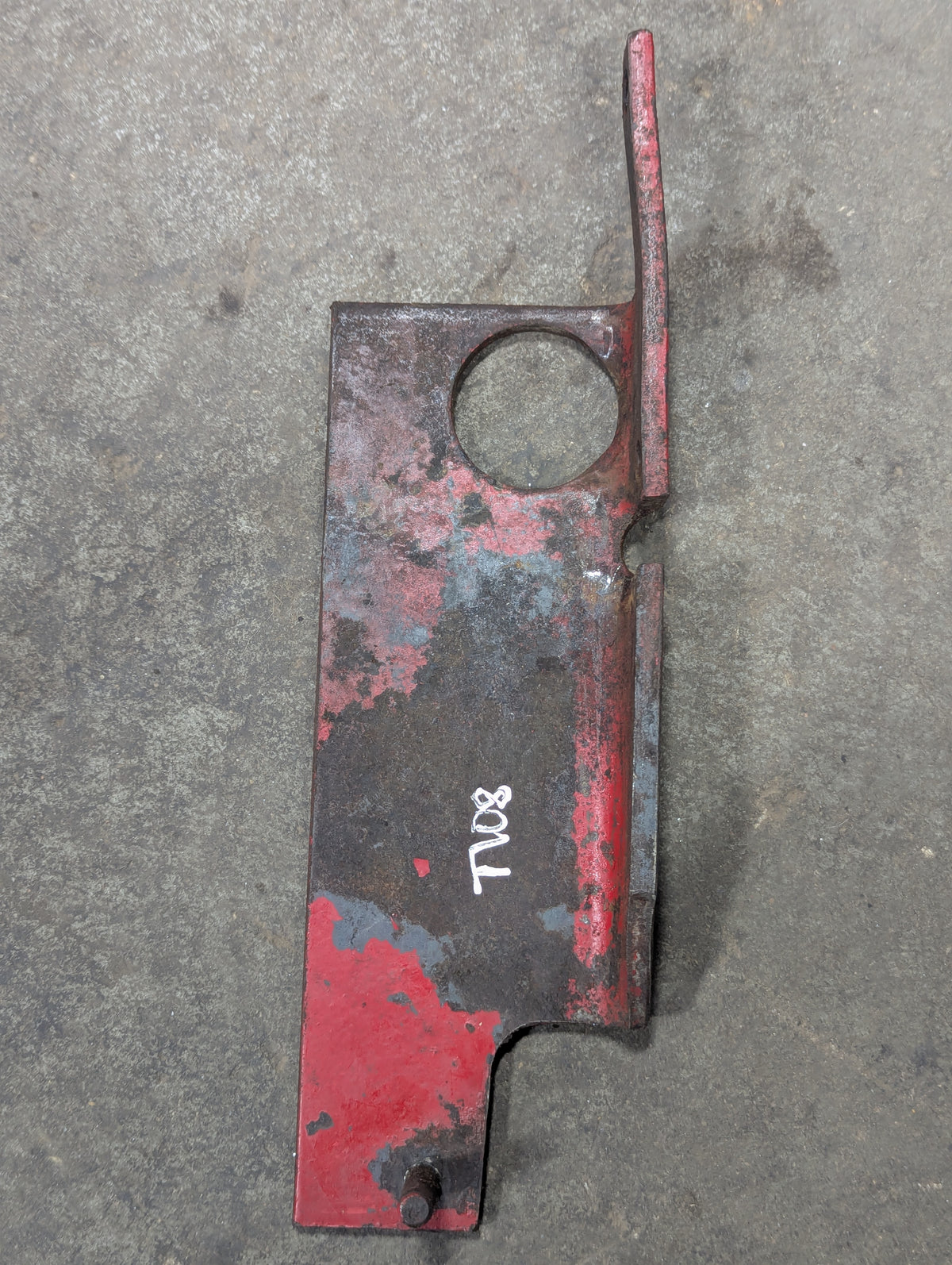 Valve Linkage Support IH International 384187R21 USED