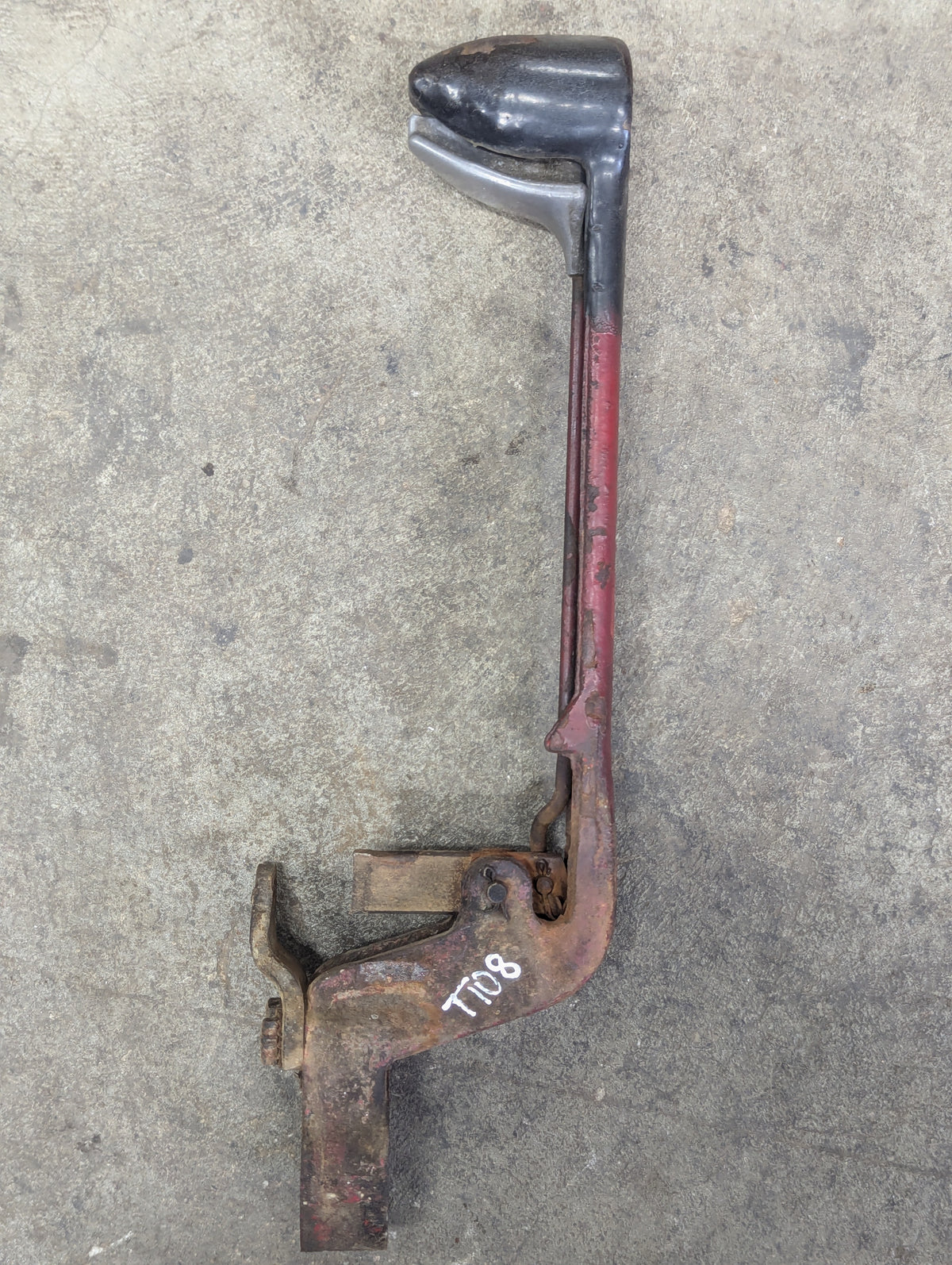 Range Gear Shift Handle IH International 382509R31 USED