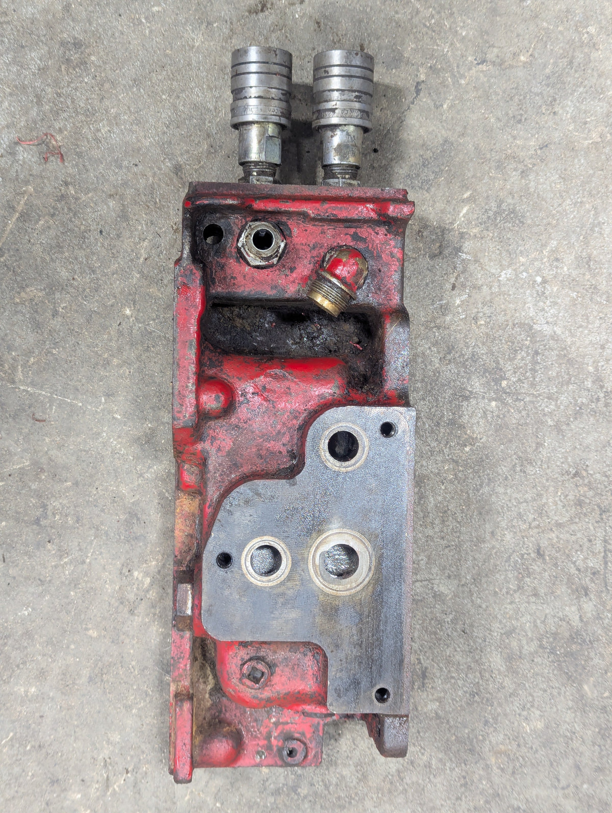 Right Seat Support IH International 399602R92 383143R96 USED