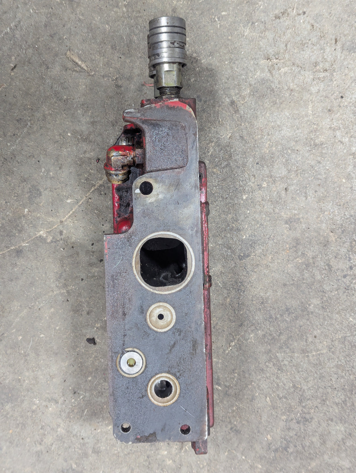 Right Seat Support IH International 399602R92 383143R96 USED